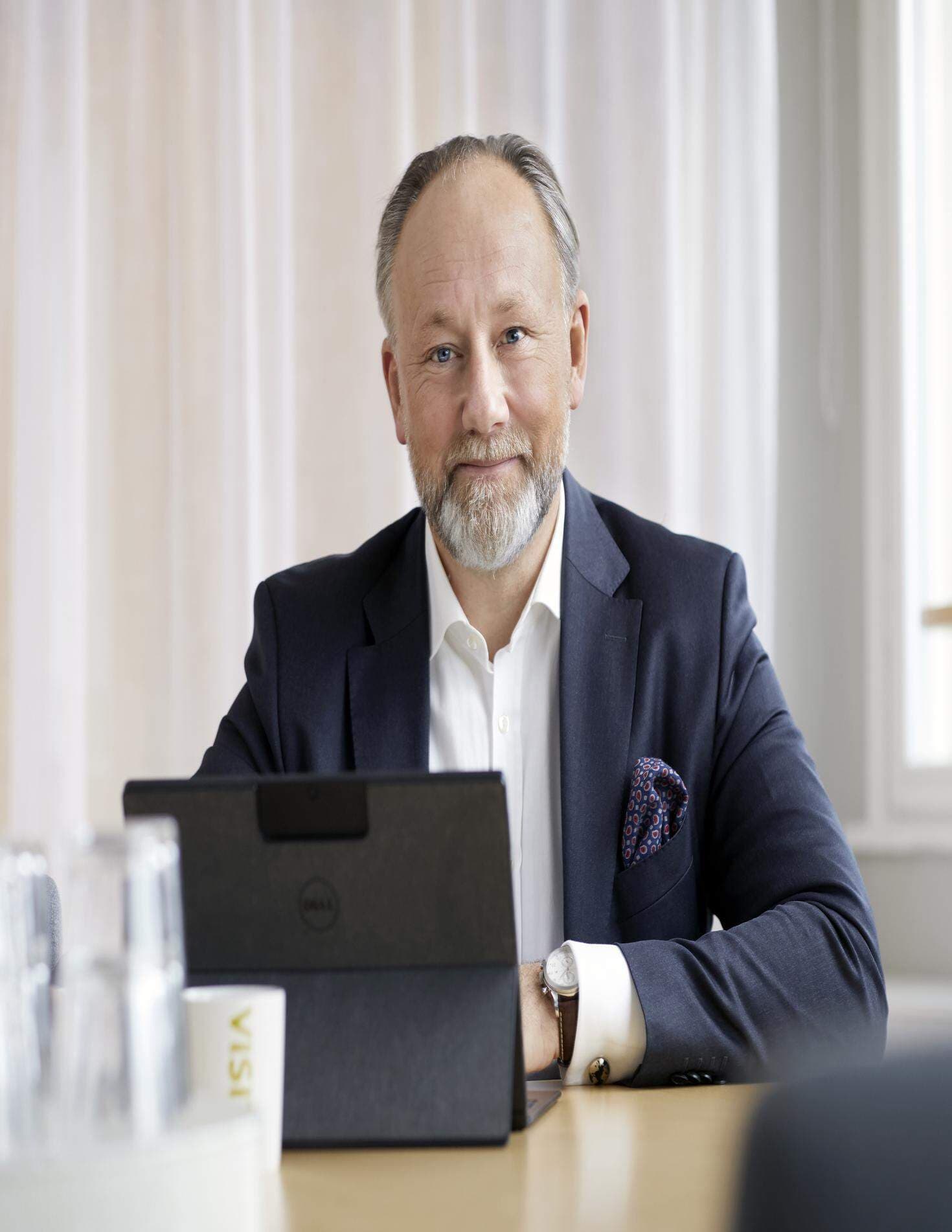 Jonas SIljhammar, Visita