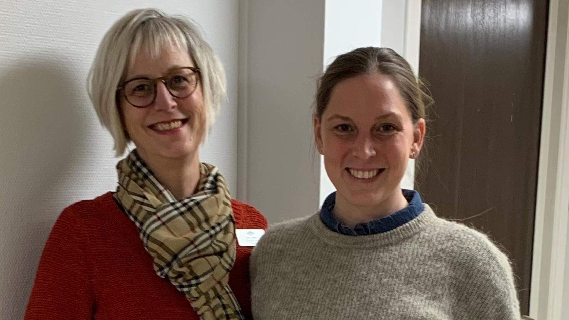 Elisabeth Hult, rektor inom förskolan i Götene (till vänster) och Emelie Thim, näringslivsstrateg i Götene kommun (till höger).