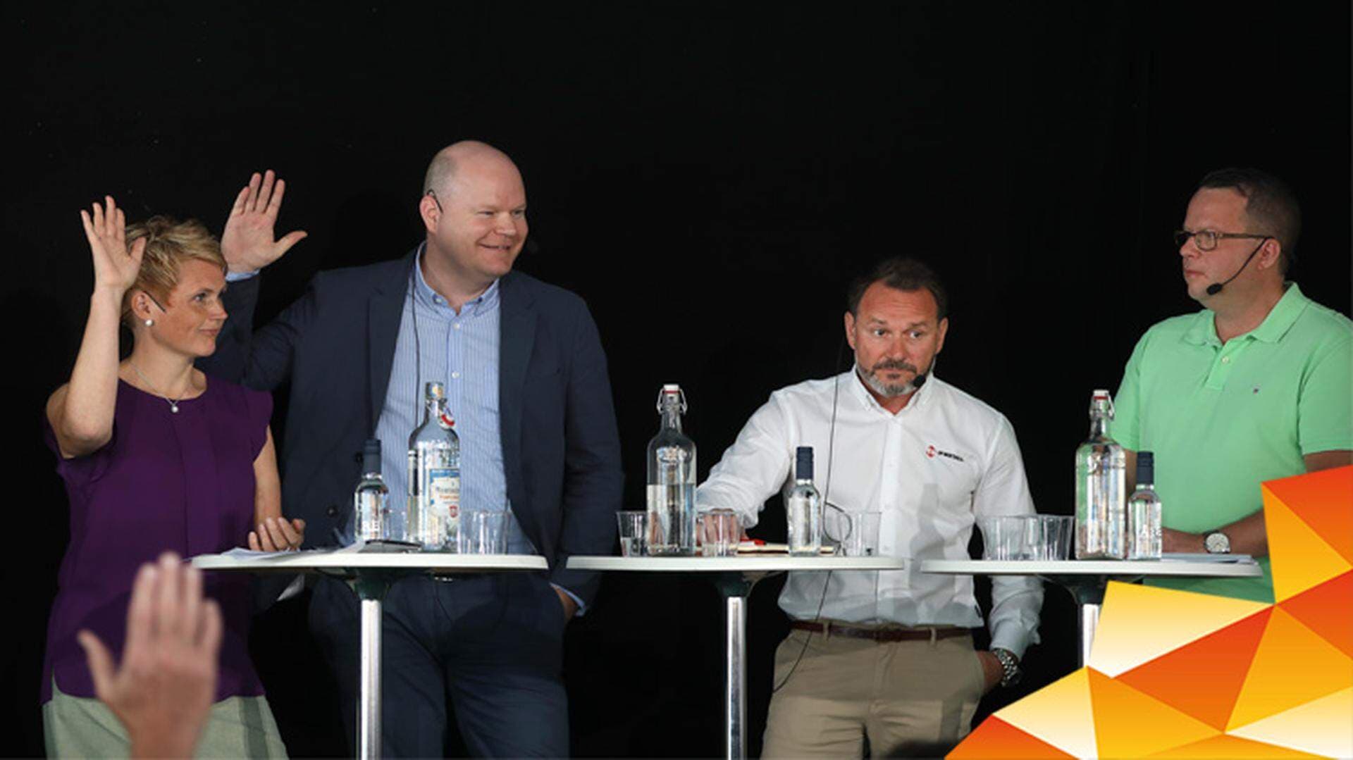 Anna-Karin Hatt, vd för Almega, Marcus Dahlsten, biträdande förhandlingschef på Teknikföretagen, Darko Davidovic, förbundsjurist IF Metall och Martin Linder från Unionen.