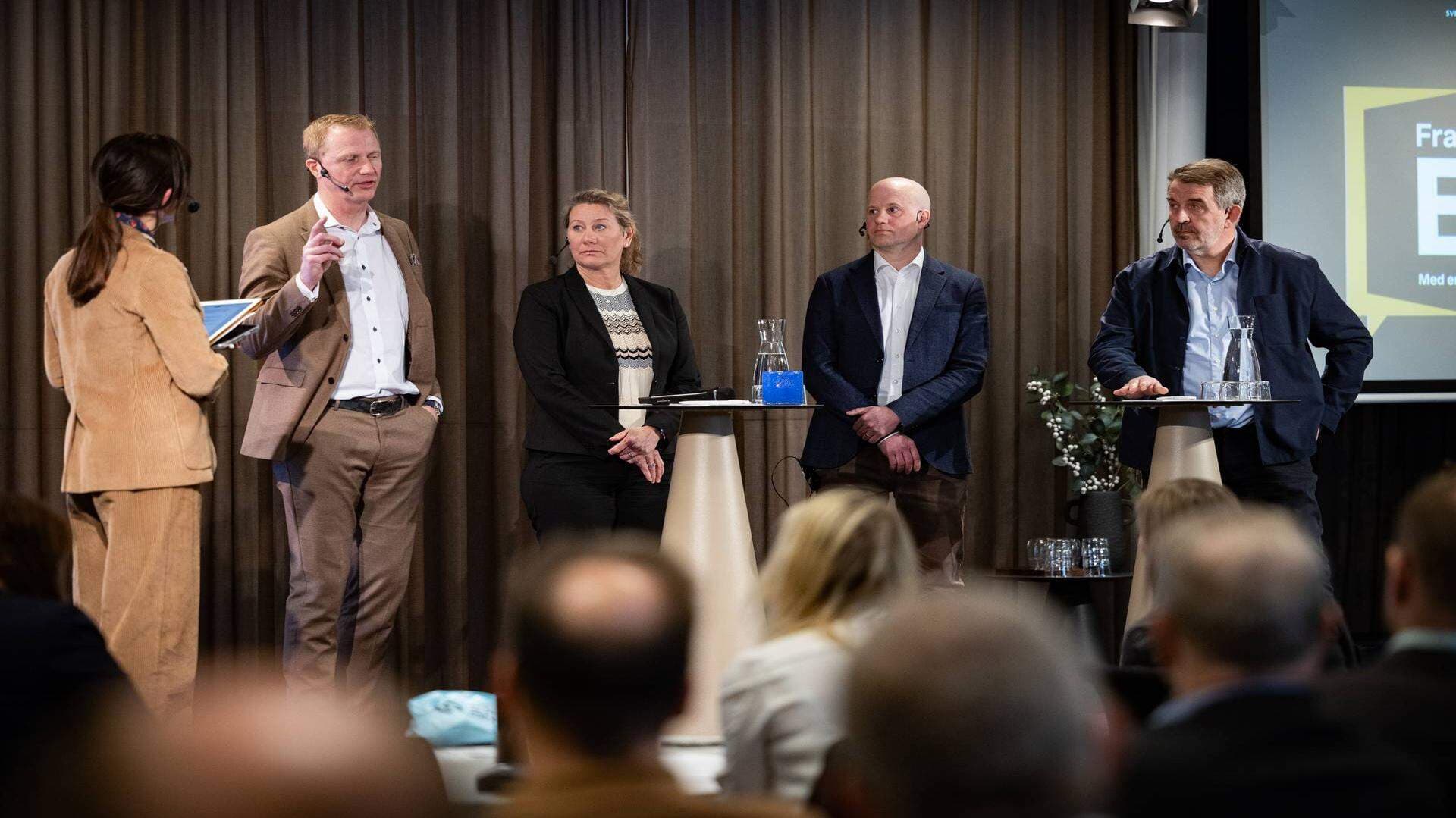 En företagspanel bestående av representanter från Holmen, SSAB, Sunpine och Talga diskuterar förutsättningarna för hållbart näringsliv