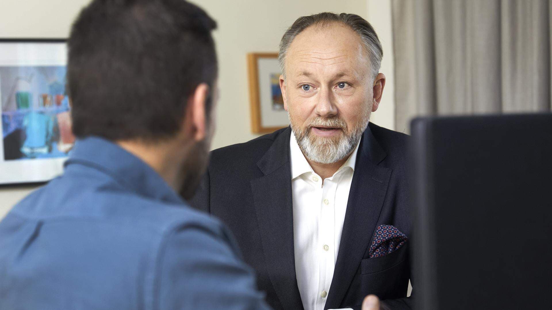 Jonas SIljhammar, Visita