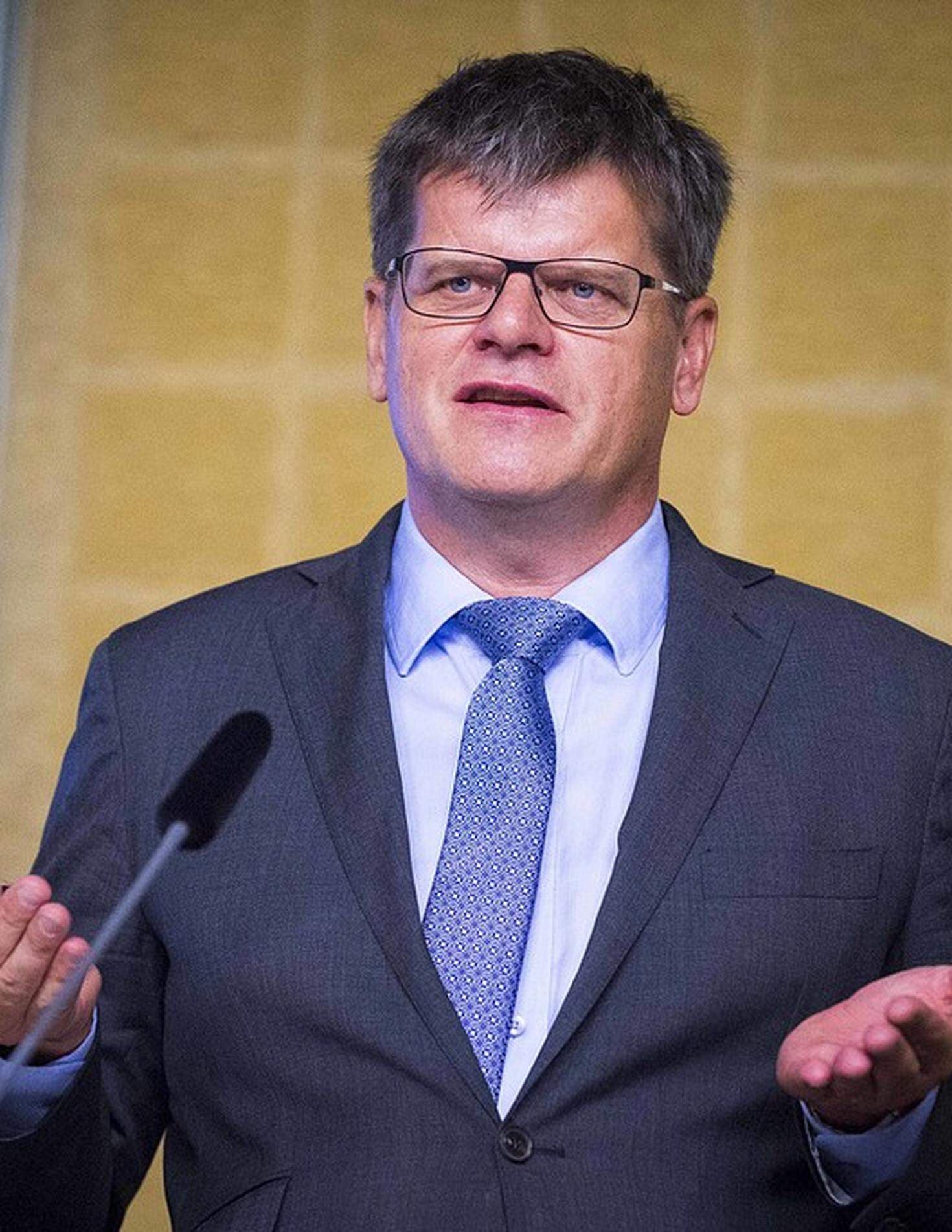 Roger Mörtvik, statssekreterare (S)