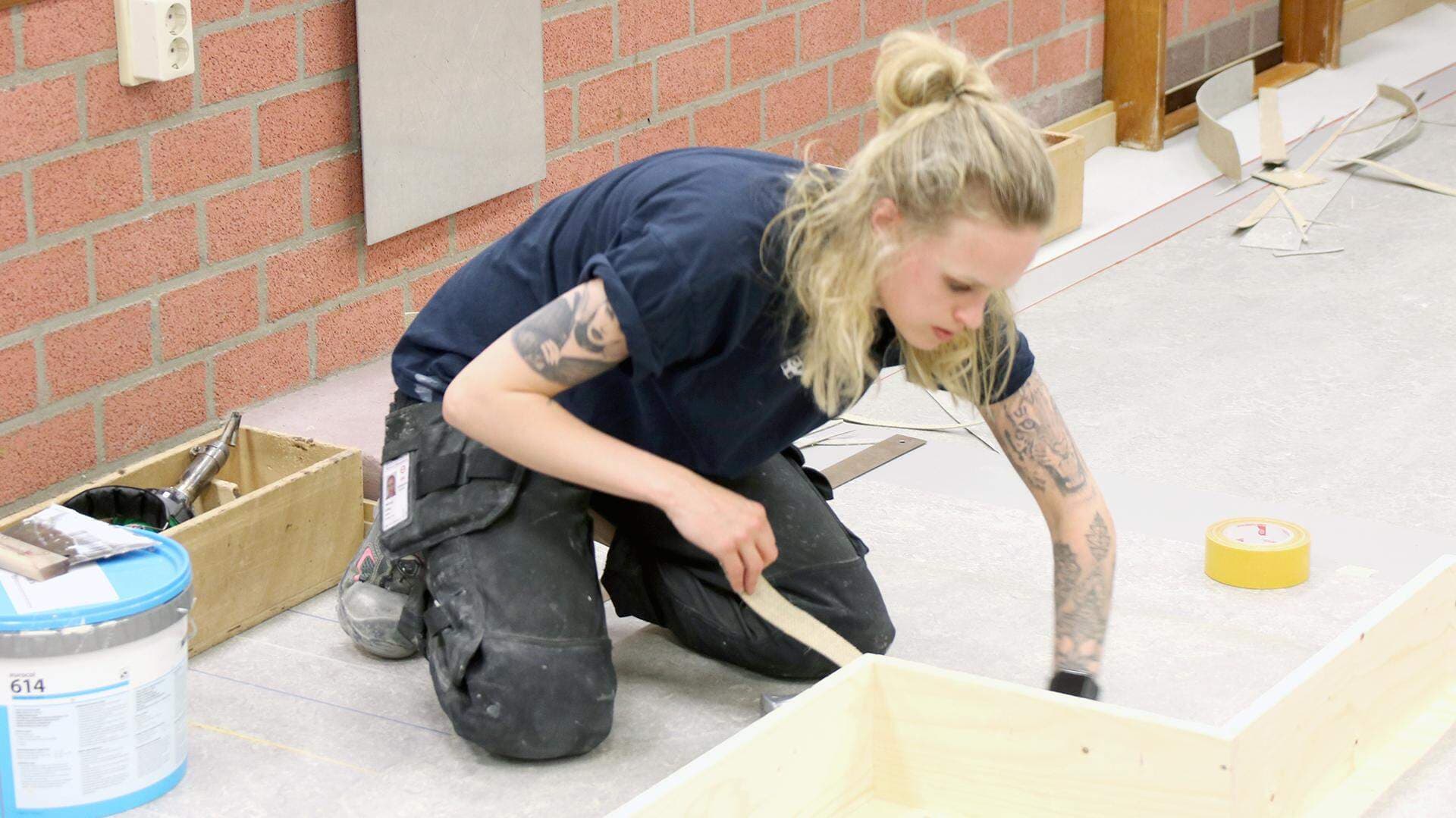 Kvinna i byggsektorn