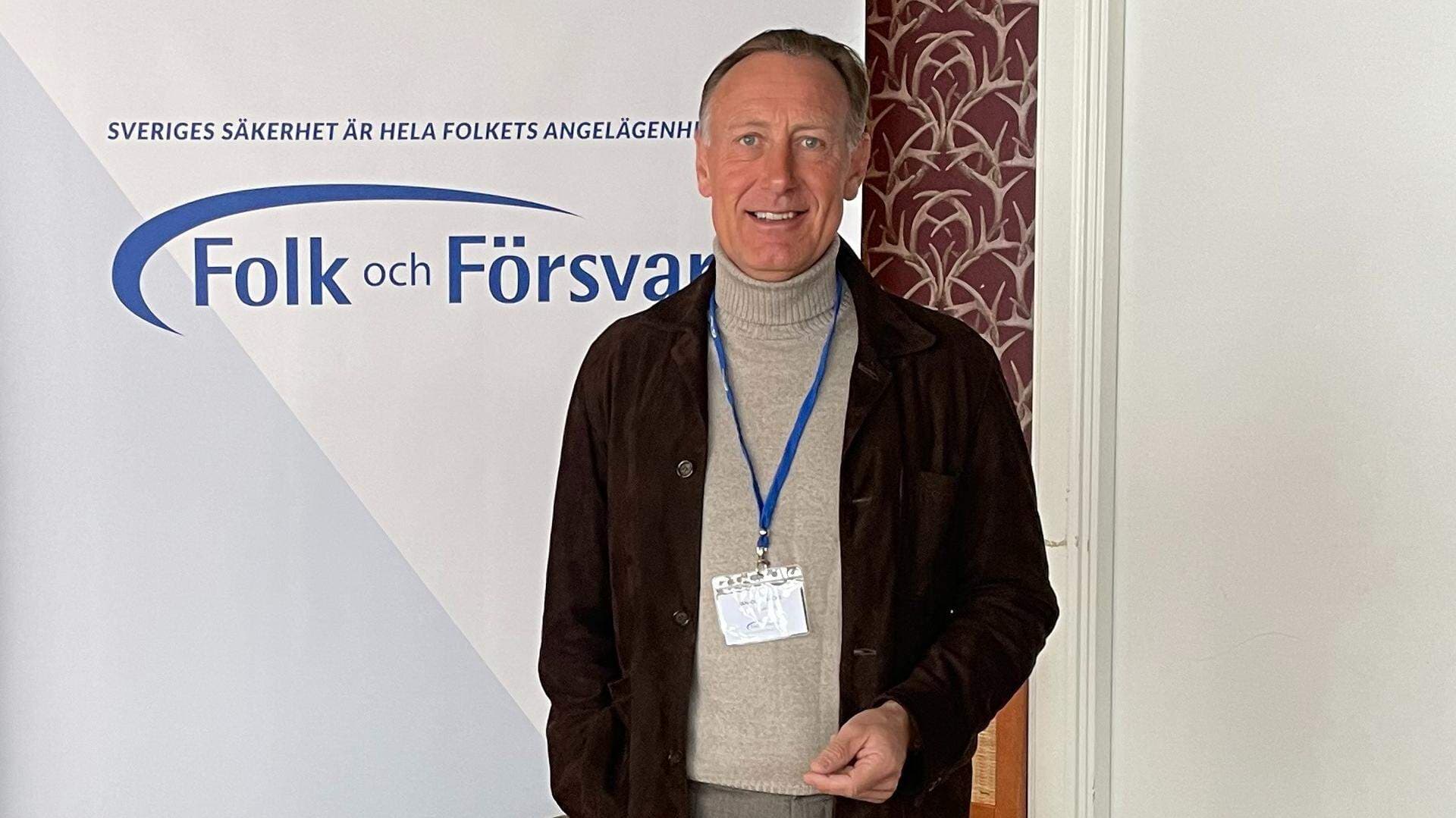 Jan-Olof Jacke på Folk och Försvar.