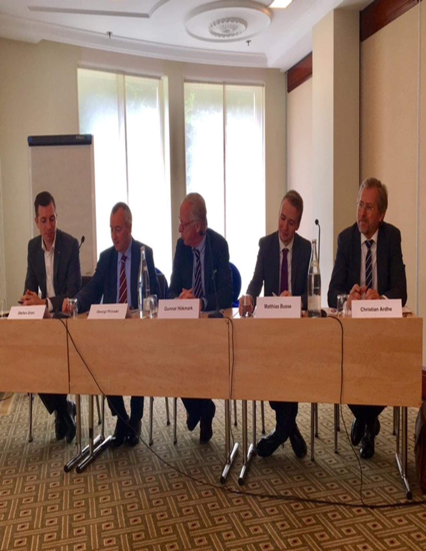 Bland talarna fanns Georgi Pirinski, ledamot av Europaparlamentet, Mattias Busse, CEPS, Christian Ardhe, Heimdal European Affairs och Stefan Gran från tyska fackföreningen DGB.