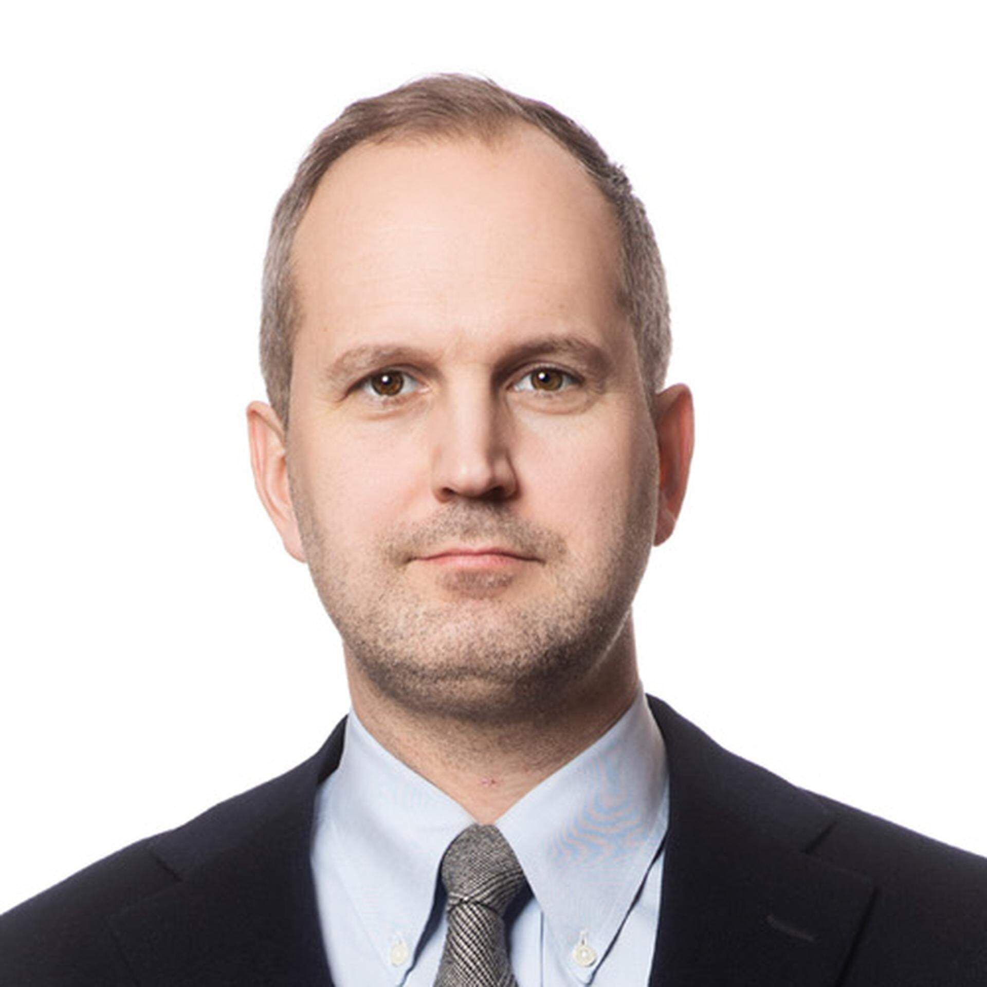 Kraftledning, Emil Görnerup, händer som antecknar