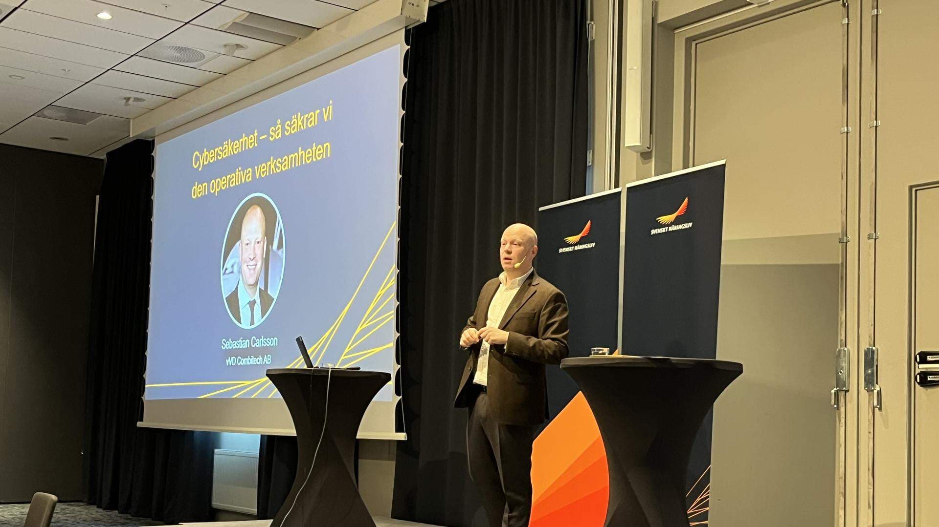 Sebastian Carlsson, vice vd Combitech, talade under rubriken ”Cybersäkerhet - så säkrar vi den operativa verksamheten”.