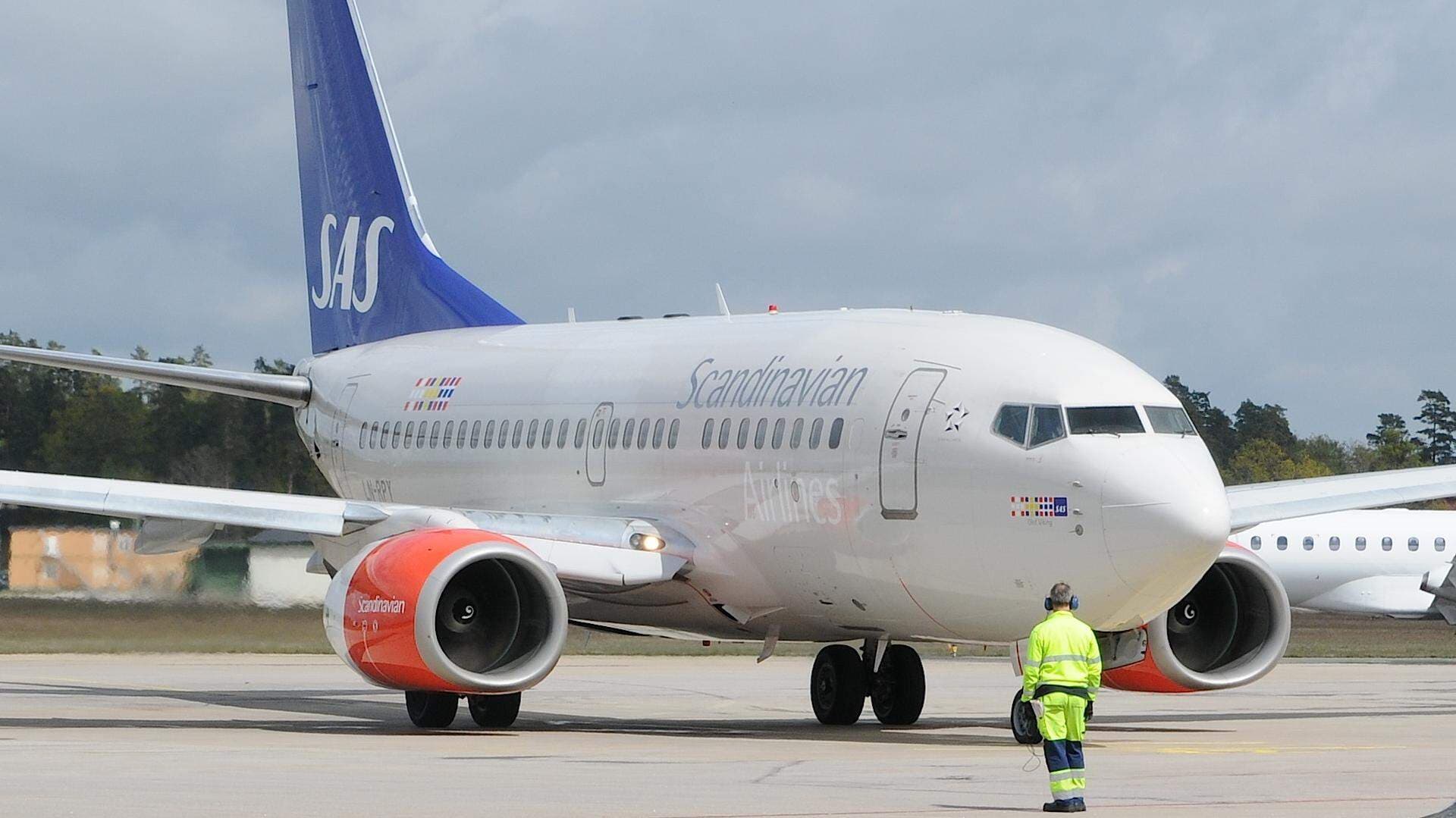 Flygplan från SAS på marken