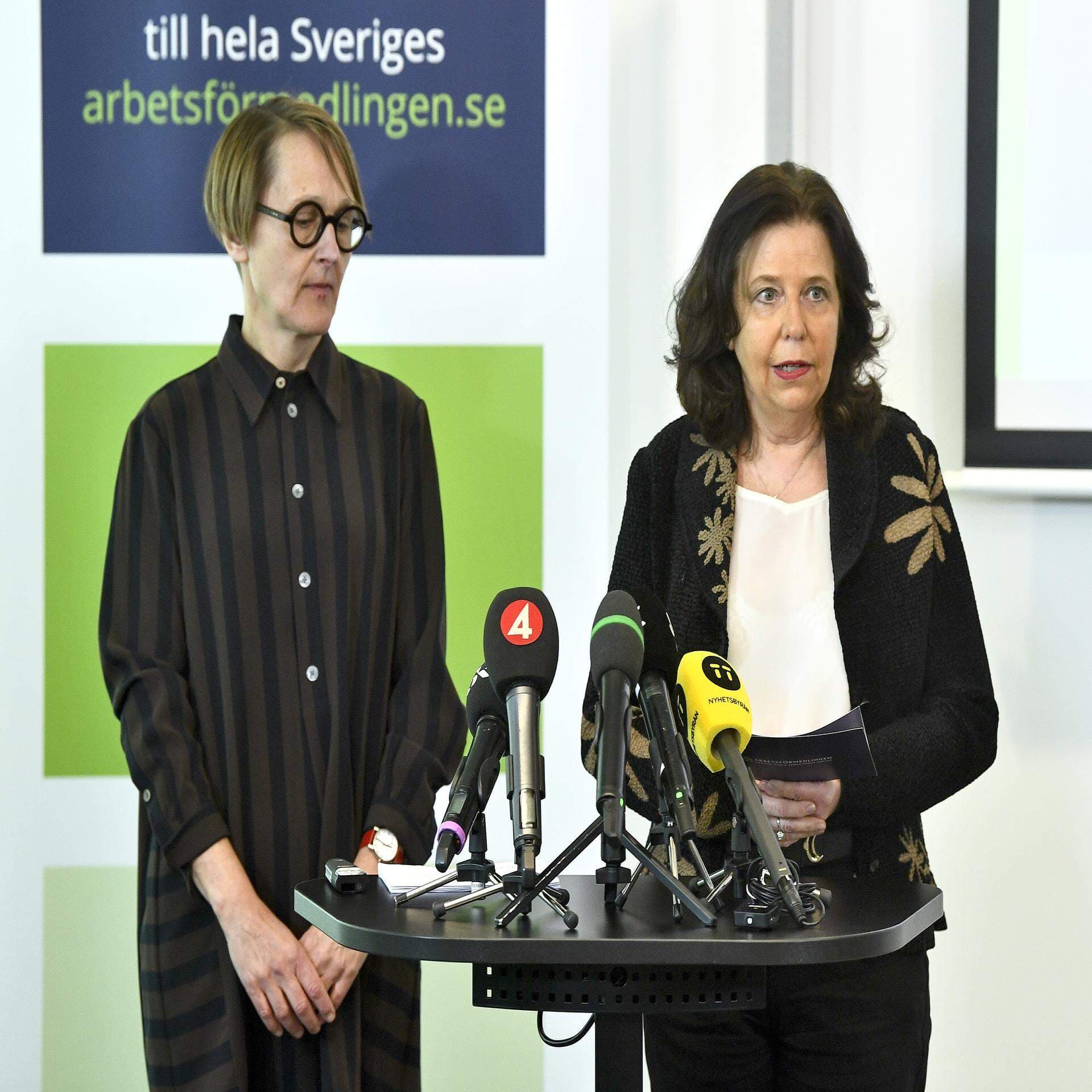 Annika Sundén, analyschef, och Maria Mindhammar, generaldirektör, Arbetsförmedlingen.