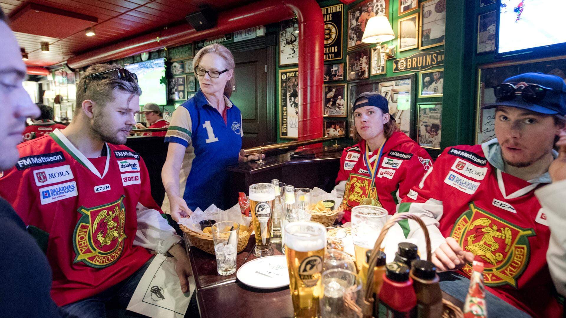 Josefin Elmer, som äger och driver O ´Learys i Mora
