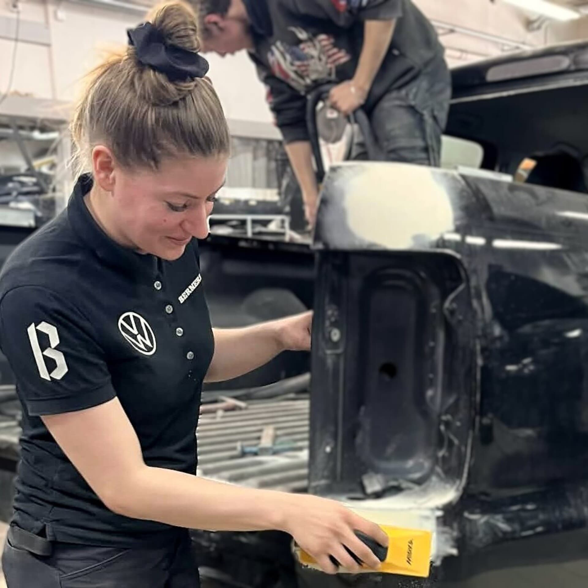 Jennifer Ström i verkstaden på Berners i Östersund