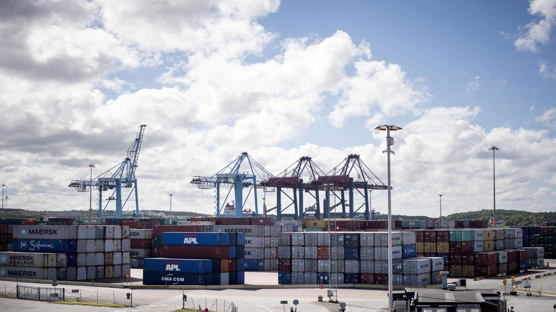 Hamnarbetarförbundet stod för klart flest varsel om stridsåtgärder på svensk arbetsmarknad under 2017.