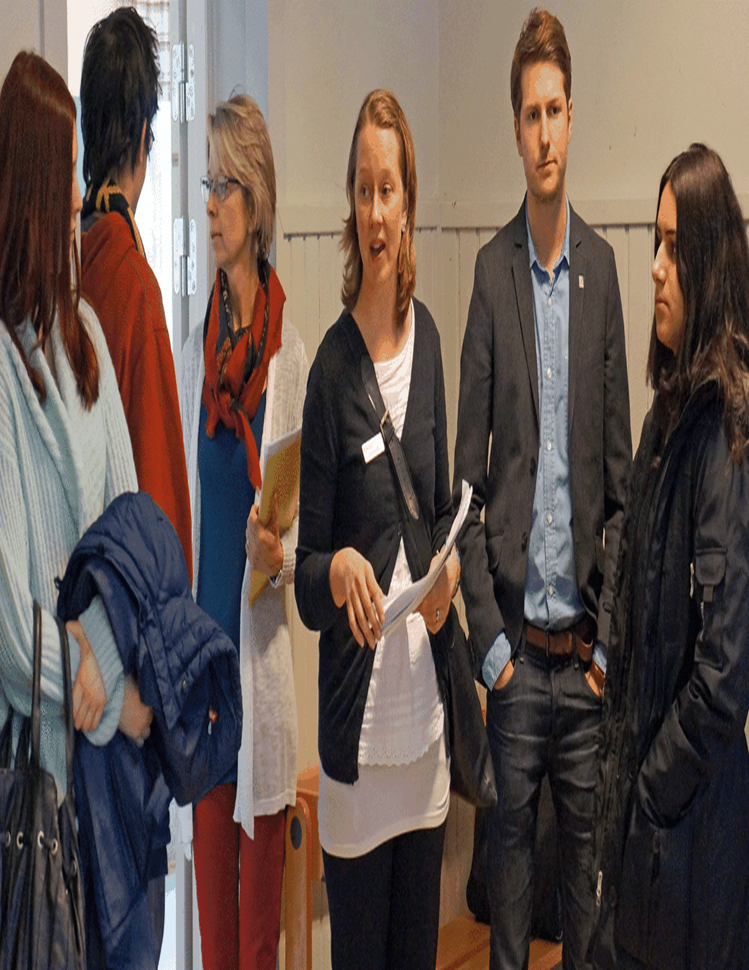 Annika Rosander med deltagare.