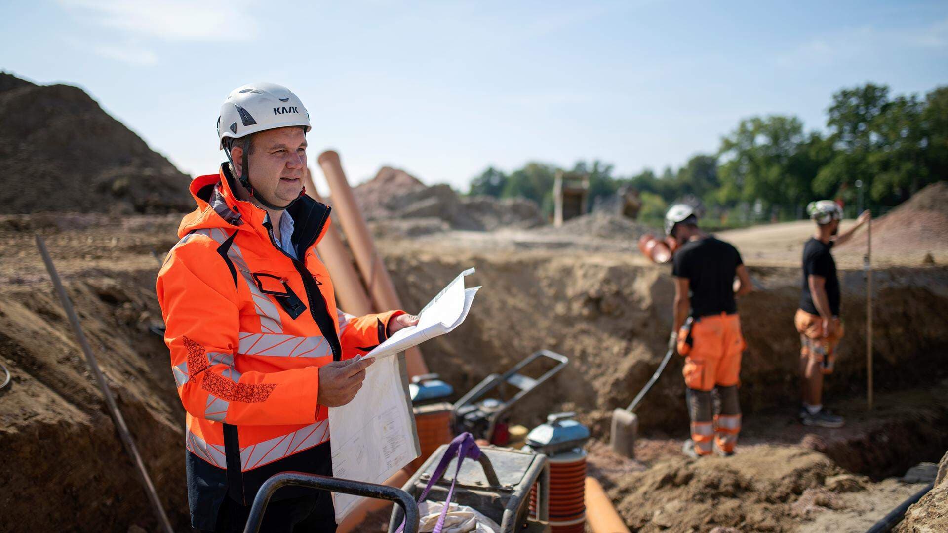 Daniel Schönström driver S-Schakt i Hörby.