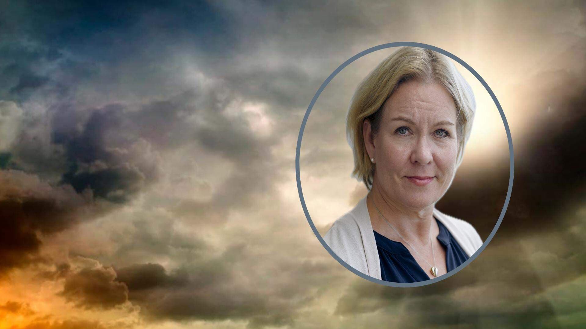 Anna Hedensjö Johansson mot bakgrund av himmel