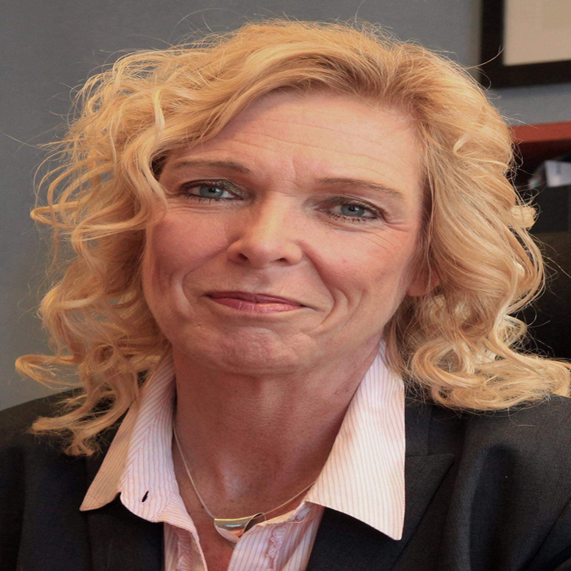 En bransch av möjligheter. En av de utmaningar som väntar Teknikföretagens nya regionchef Britt Nordström och hennes medarbetare är att få fler ungdomar intresserade av teknik- och industrijobb.