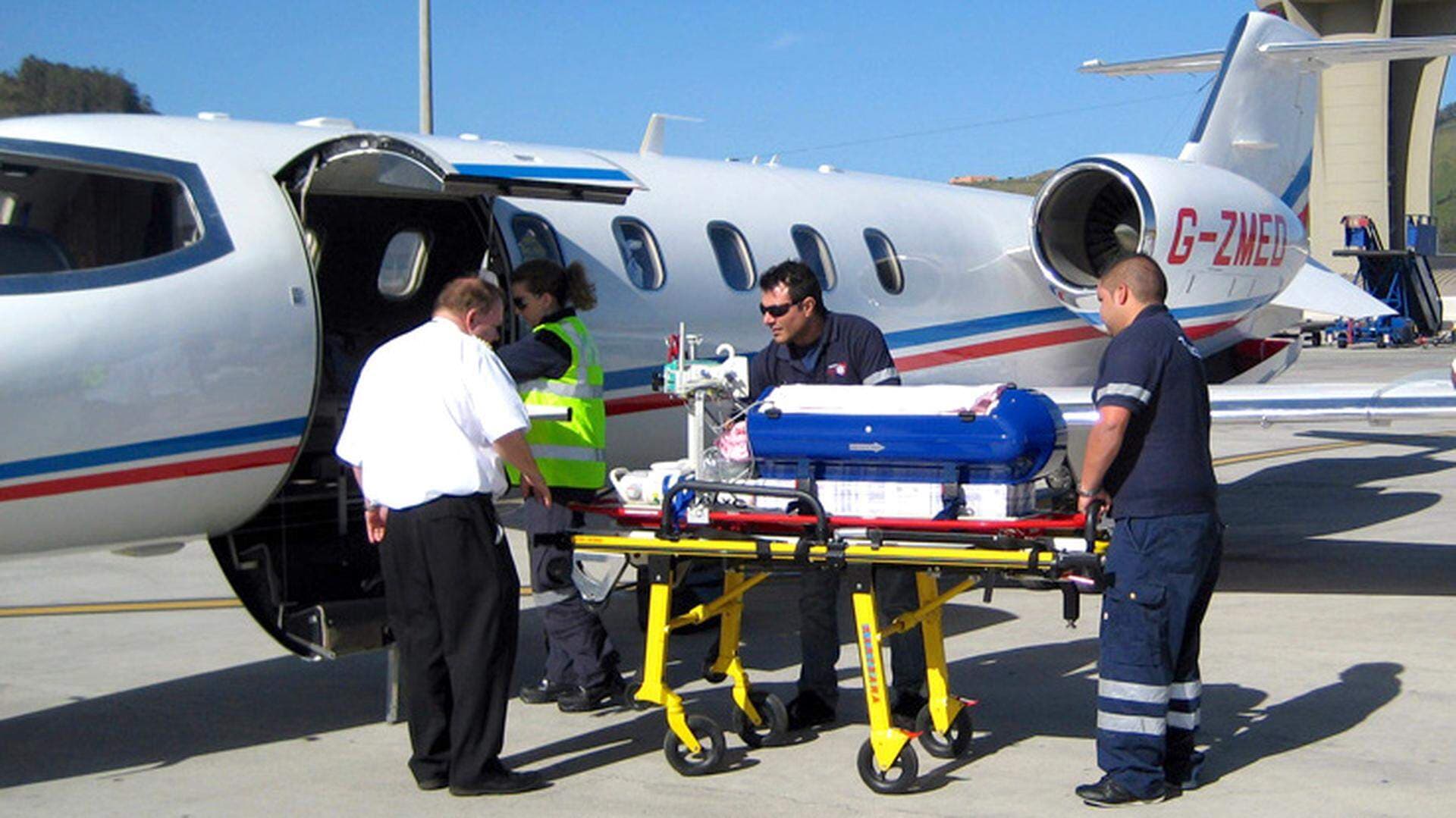 Ambulansflyg
