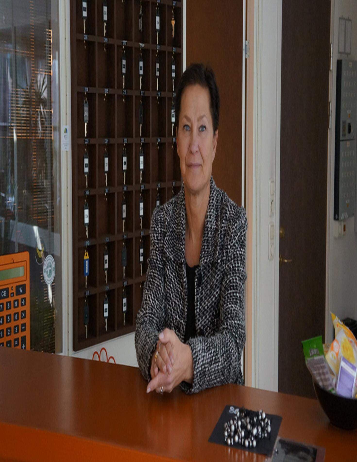 Lena Oderstad-Andersson driver Ramnäs Hotel och Konferens i Surahammars kommun.