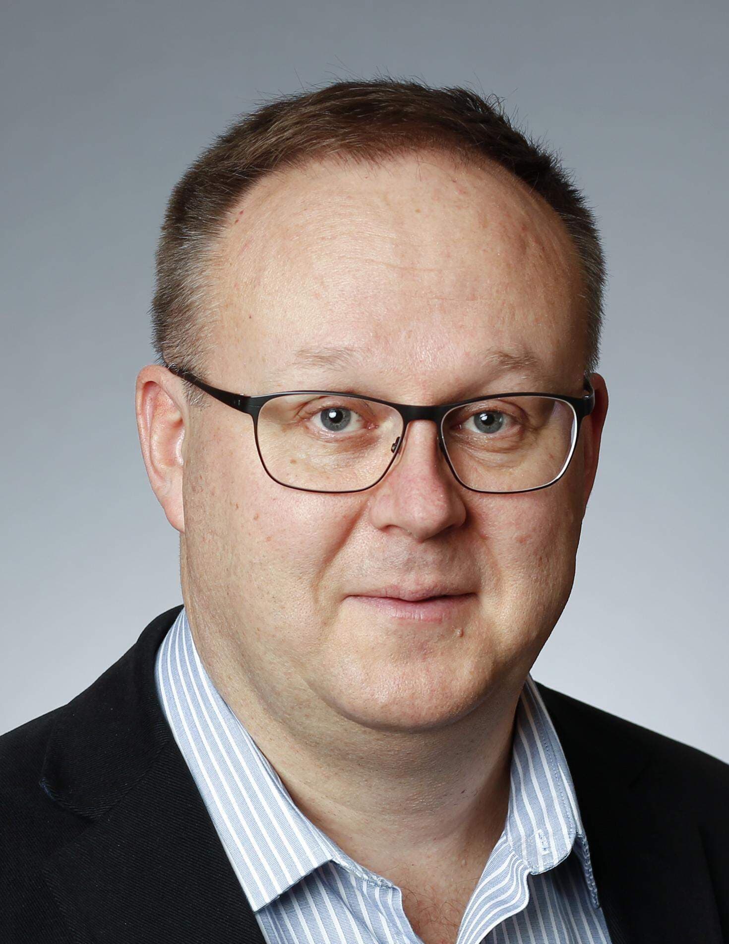 Krister B Andersson