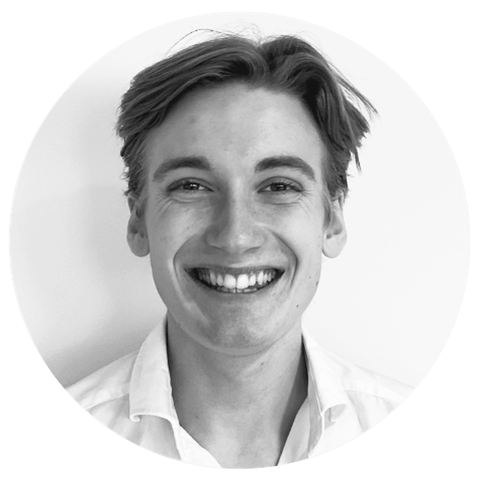 Jonatan Lamy i vit skjorta