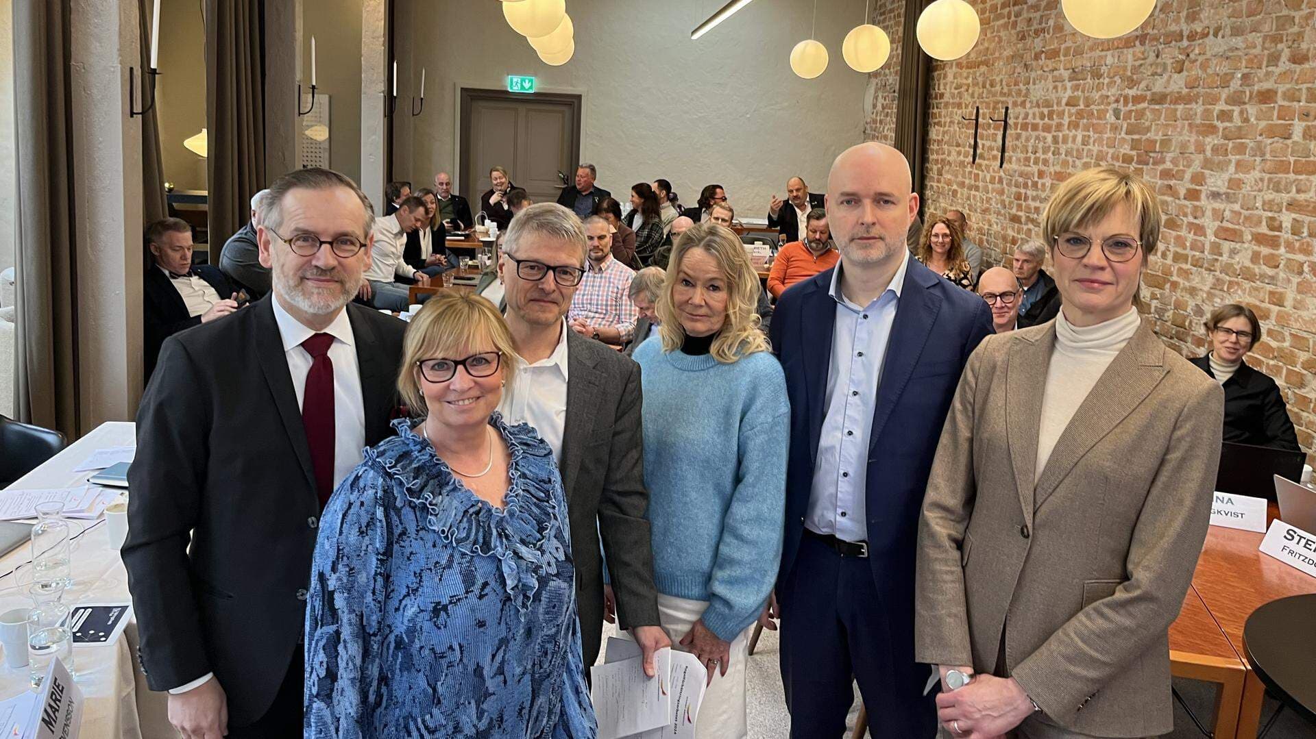 Jens Hedström, Marie Svensson, Christer Östlund, Anna-Lena Bohm, Andrea Femrell och Elisabeth Backteman
