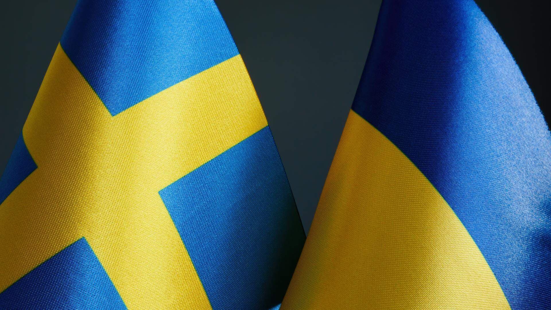 Ukraina Sverige flaggor