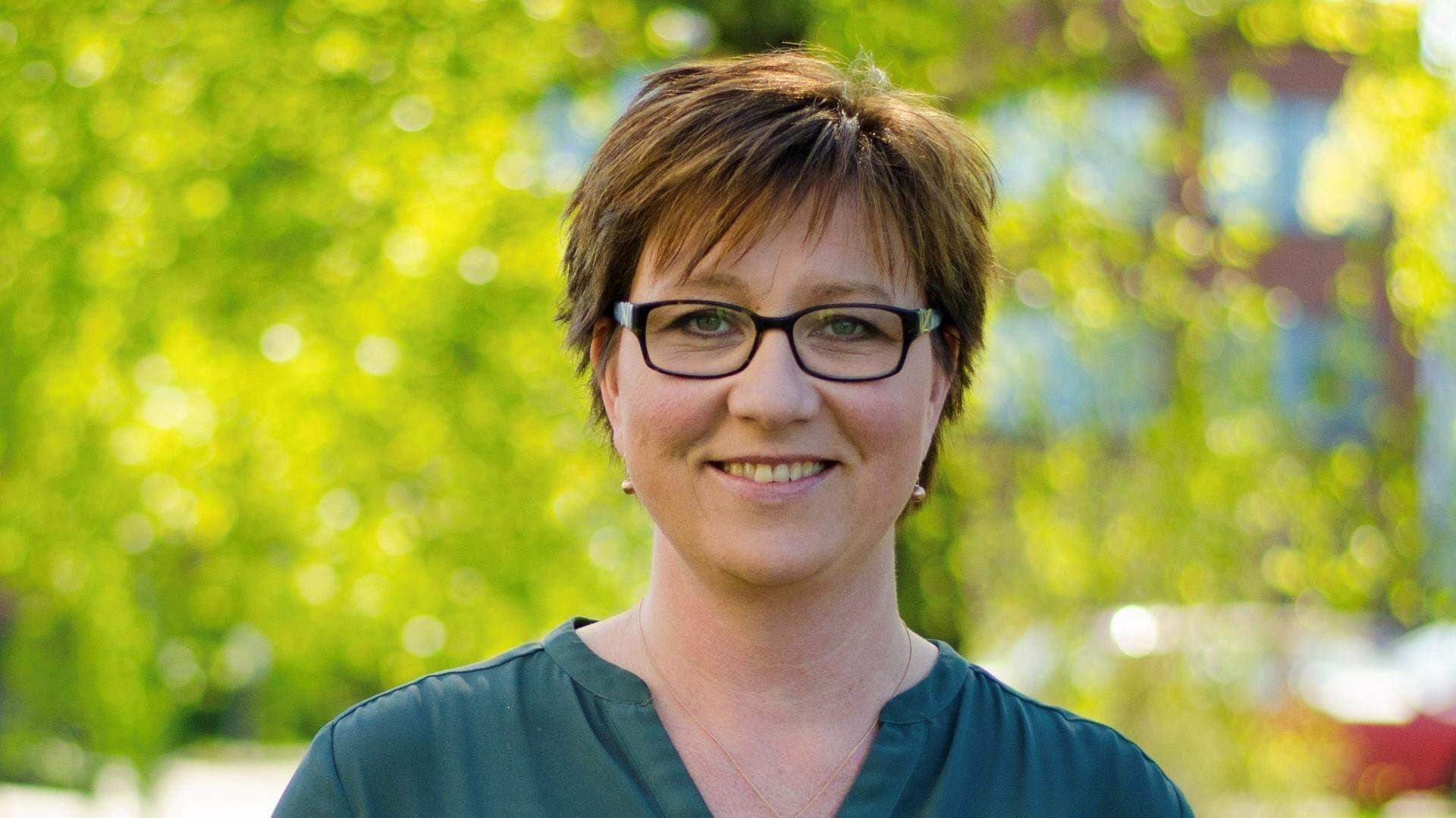 Stina Höök (M).jpg