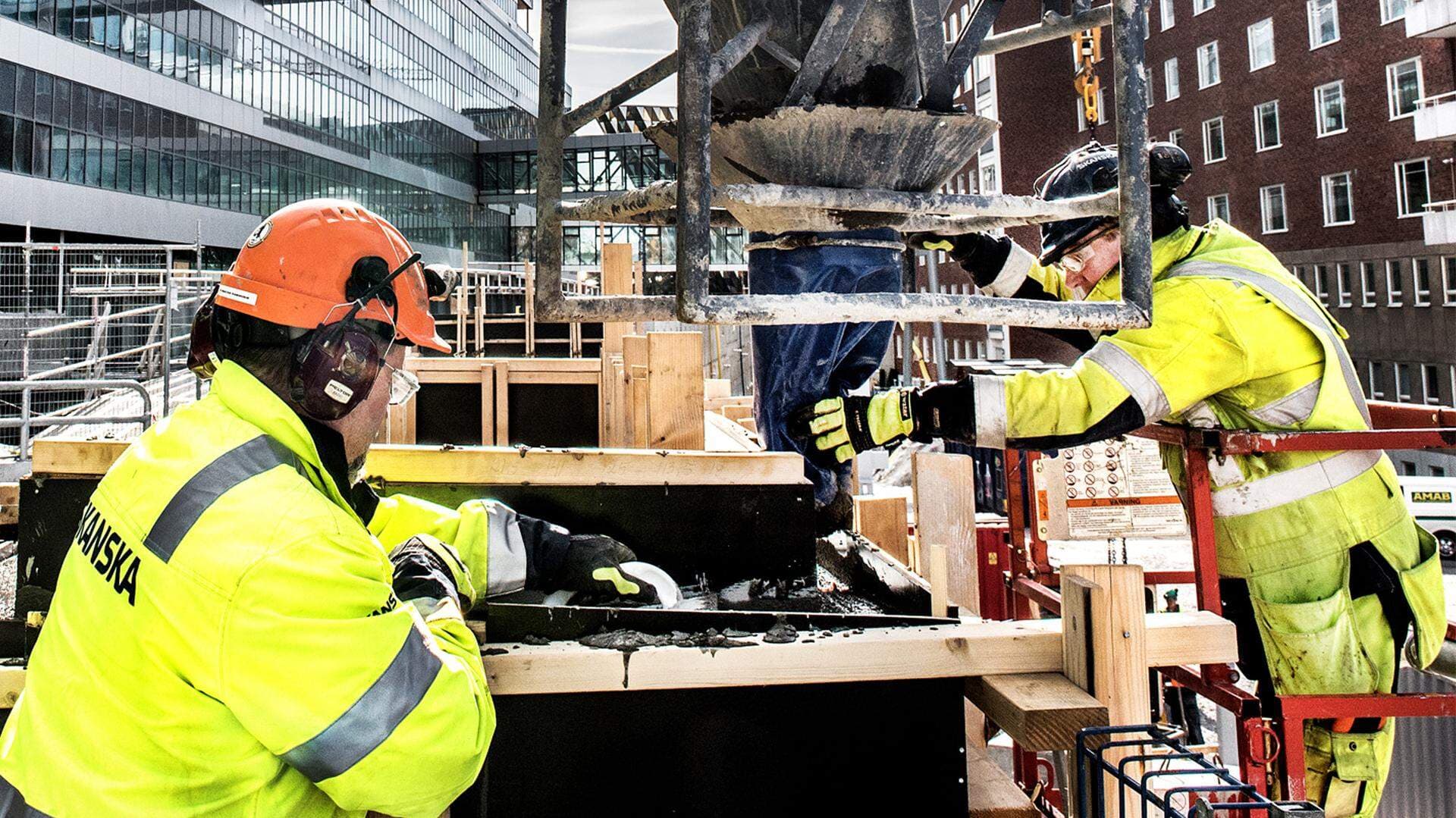 Byggbranschen drabbas hårt av cementkrisen