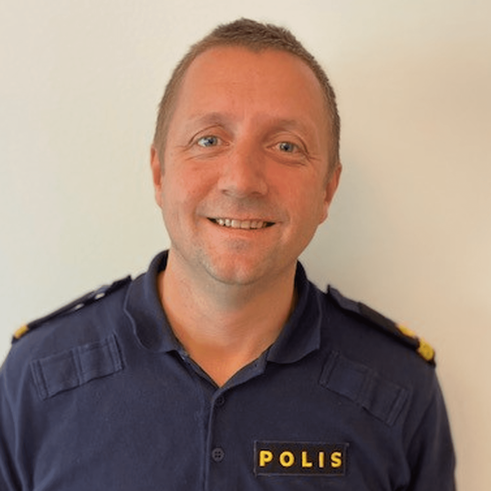 Victor Prästbacka, Kommunpolis i Trollhättan