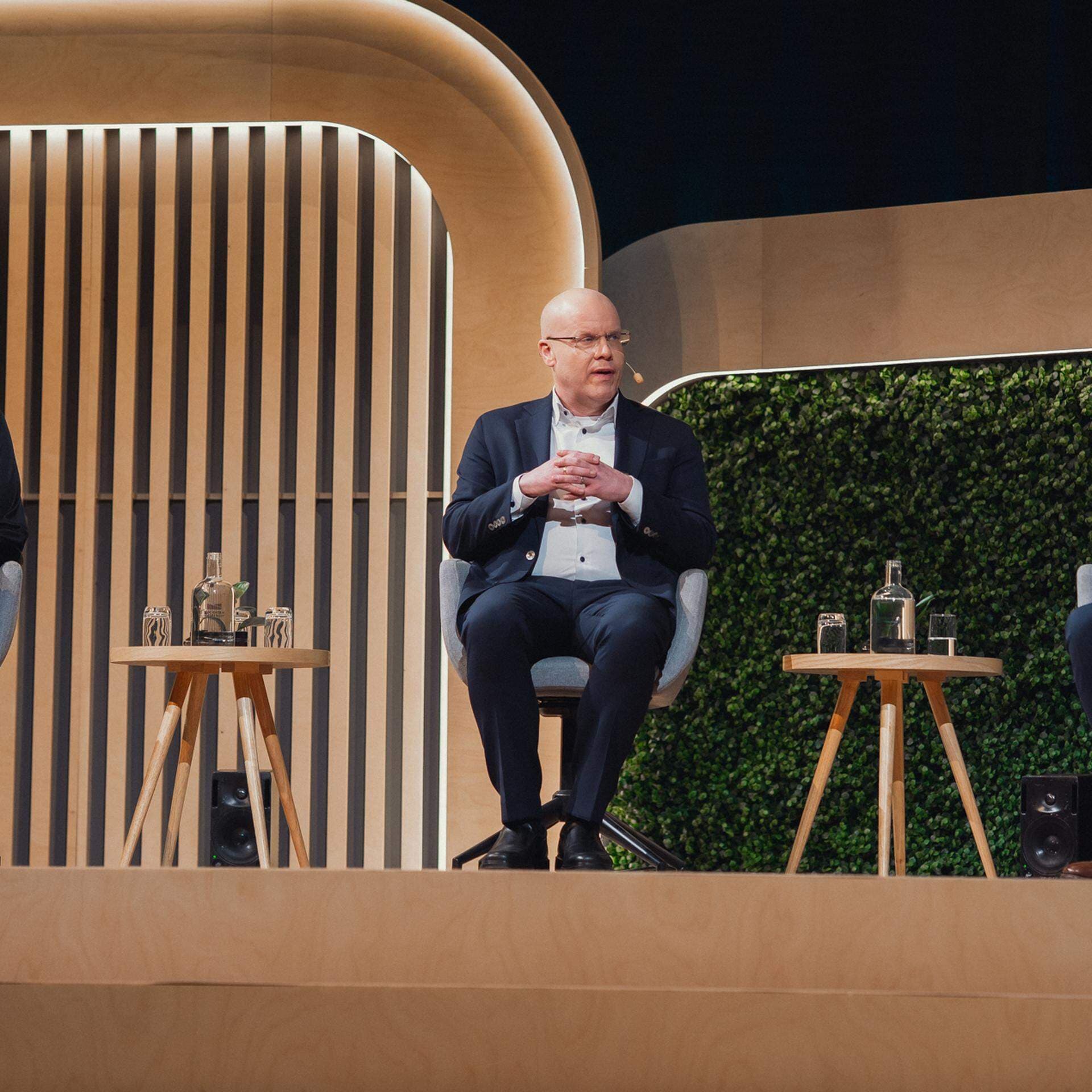 Anna Borg, vd för elproducenten Vattenfall, Tobias Hansson, vd för Hitachi Energy, Claes Westerlind, vd för NKT.