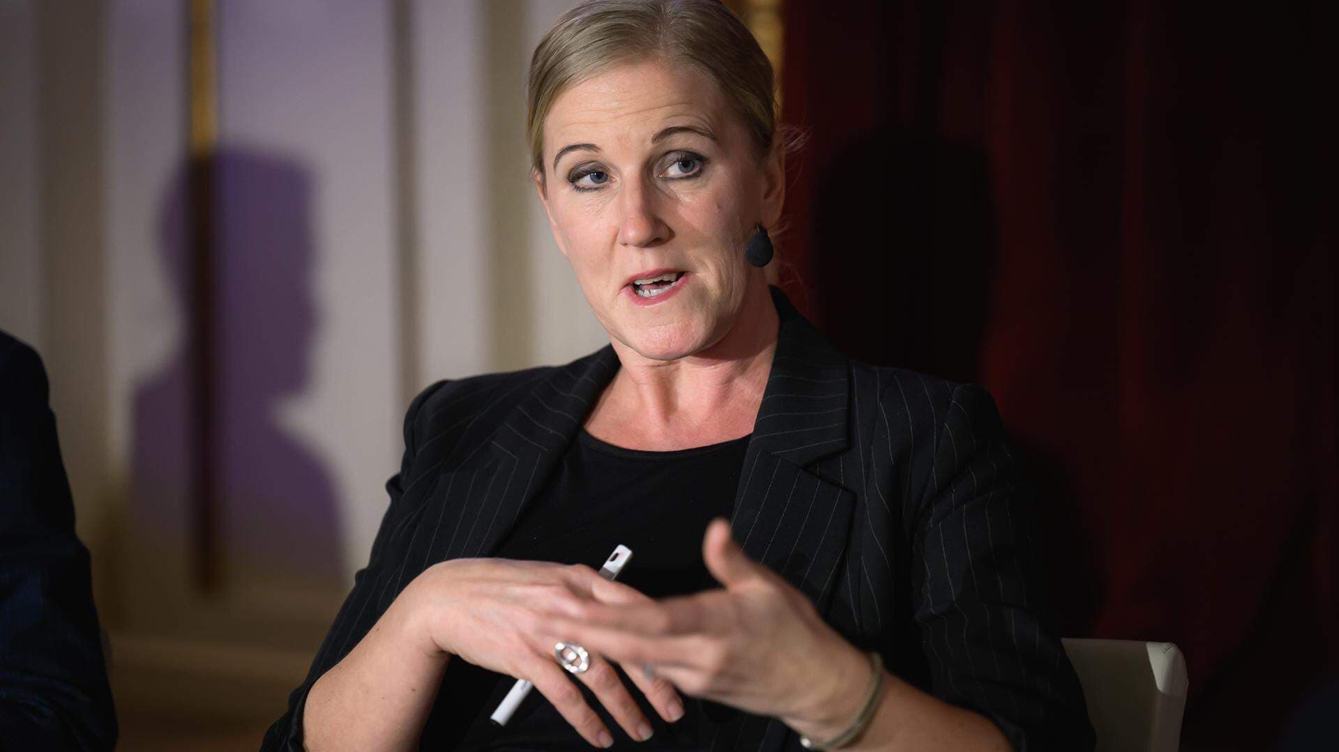 Anna Stellinger, chef för internationella och EU-frågor.