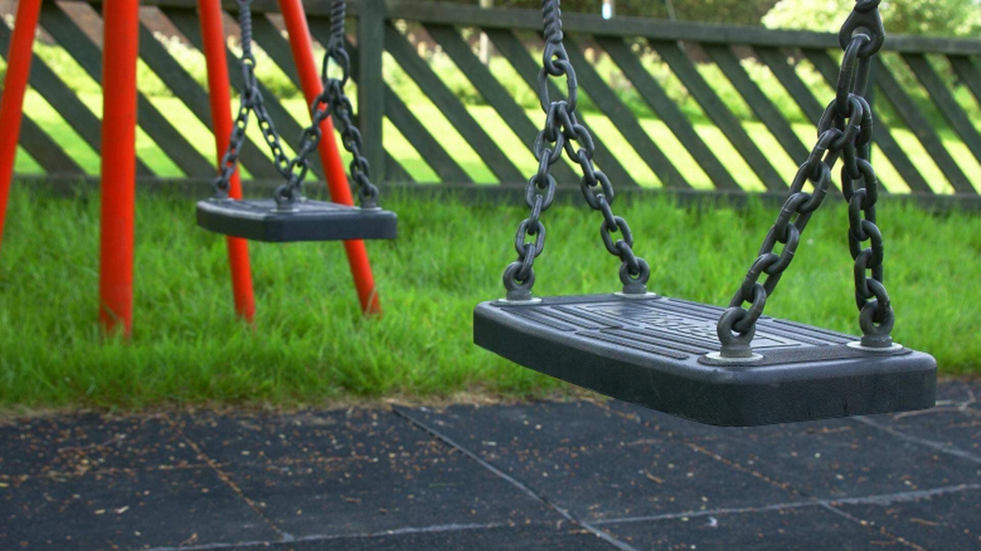 Tomma gungor och Carina Centrén