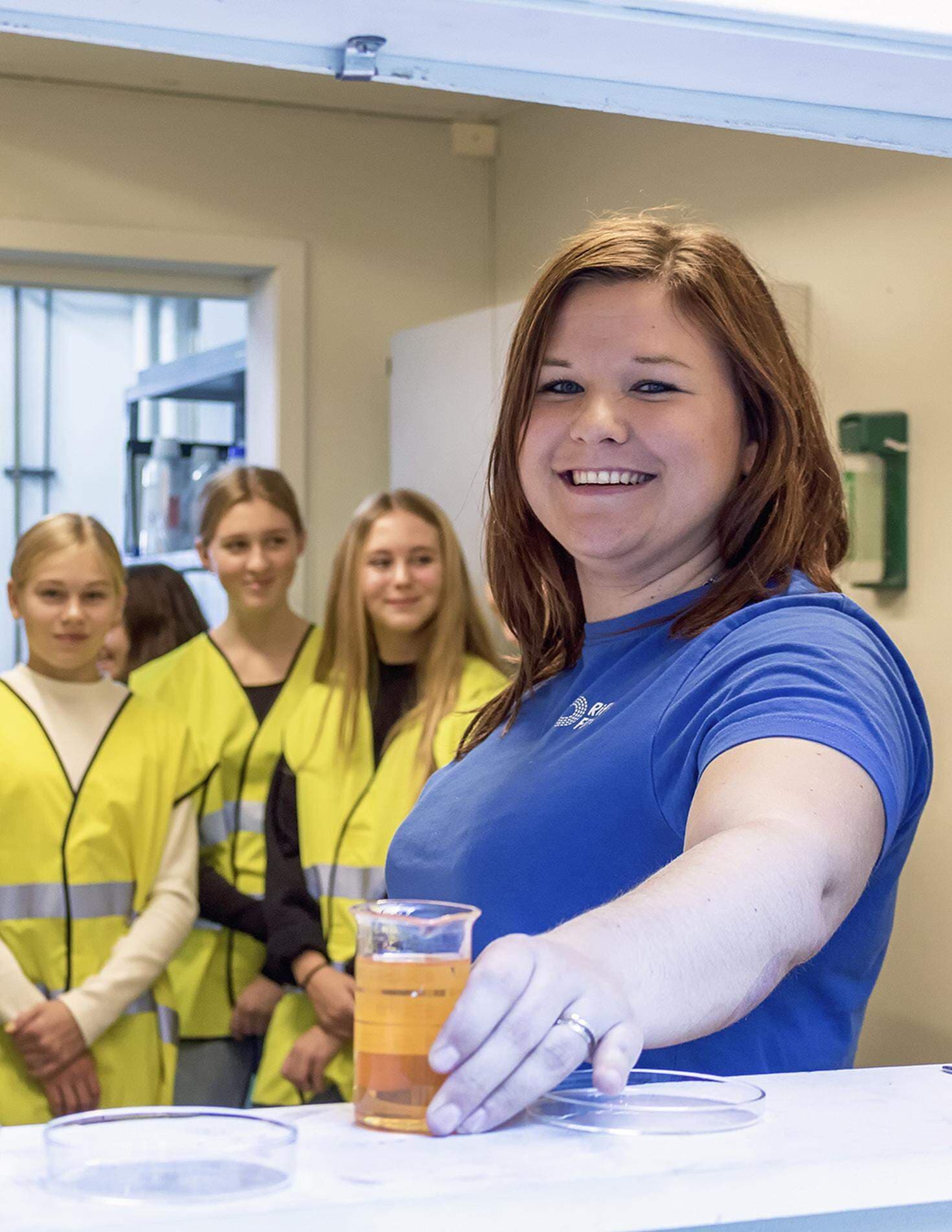 Annie Eriksson med elever