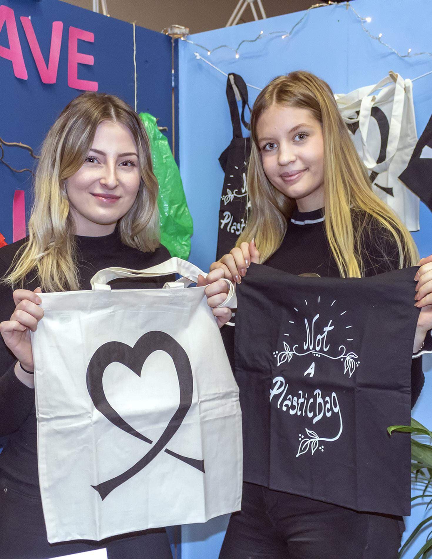 Emma Karajica och Cajsa Håkansson