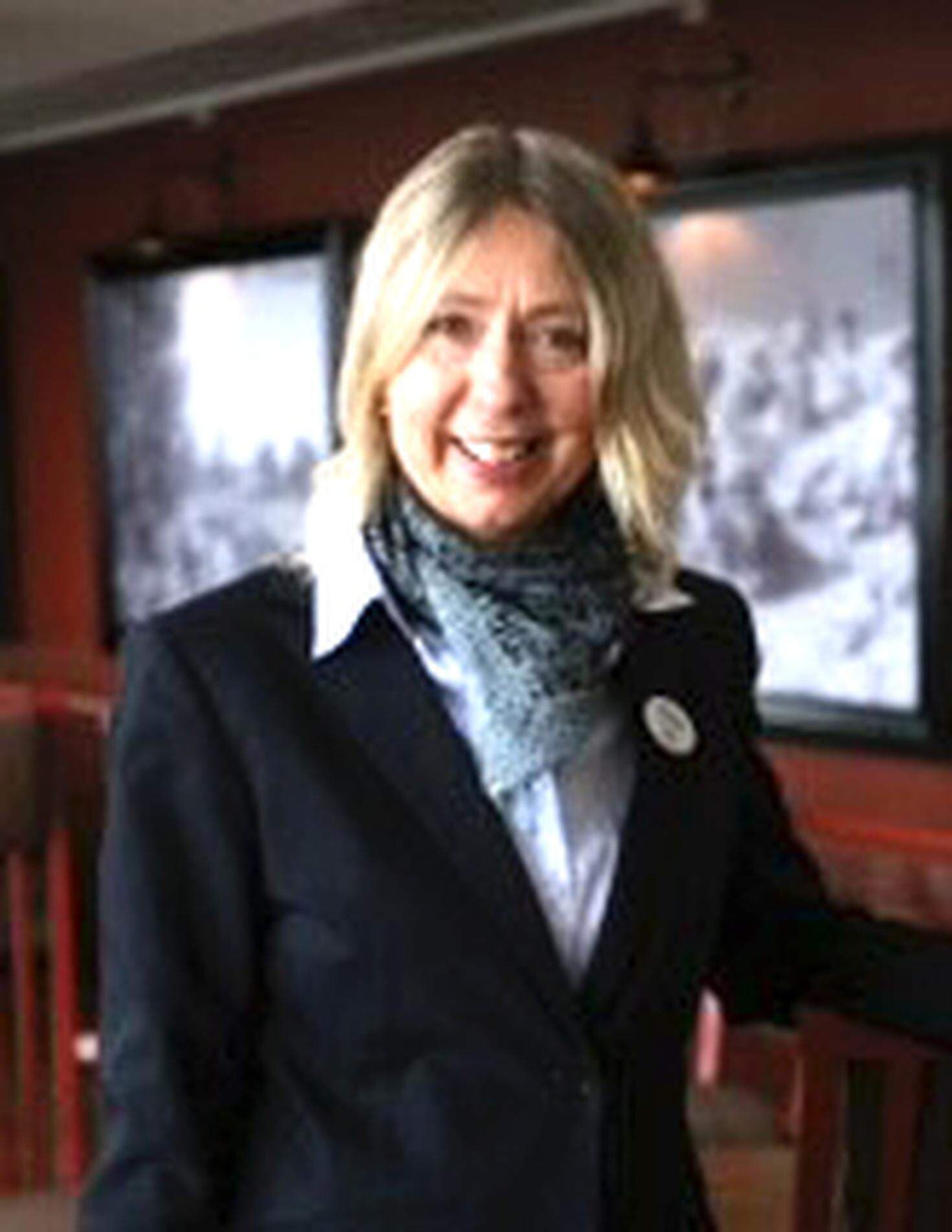 Helen Åkerström Hartman