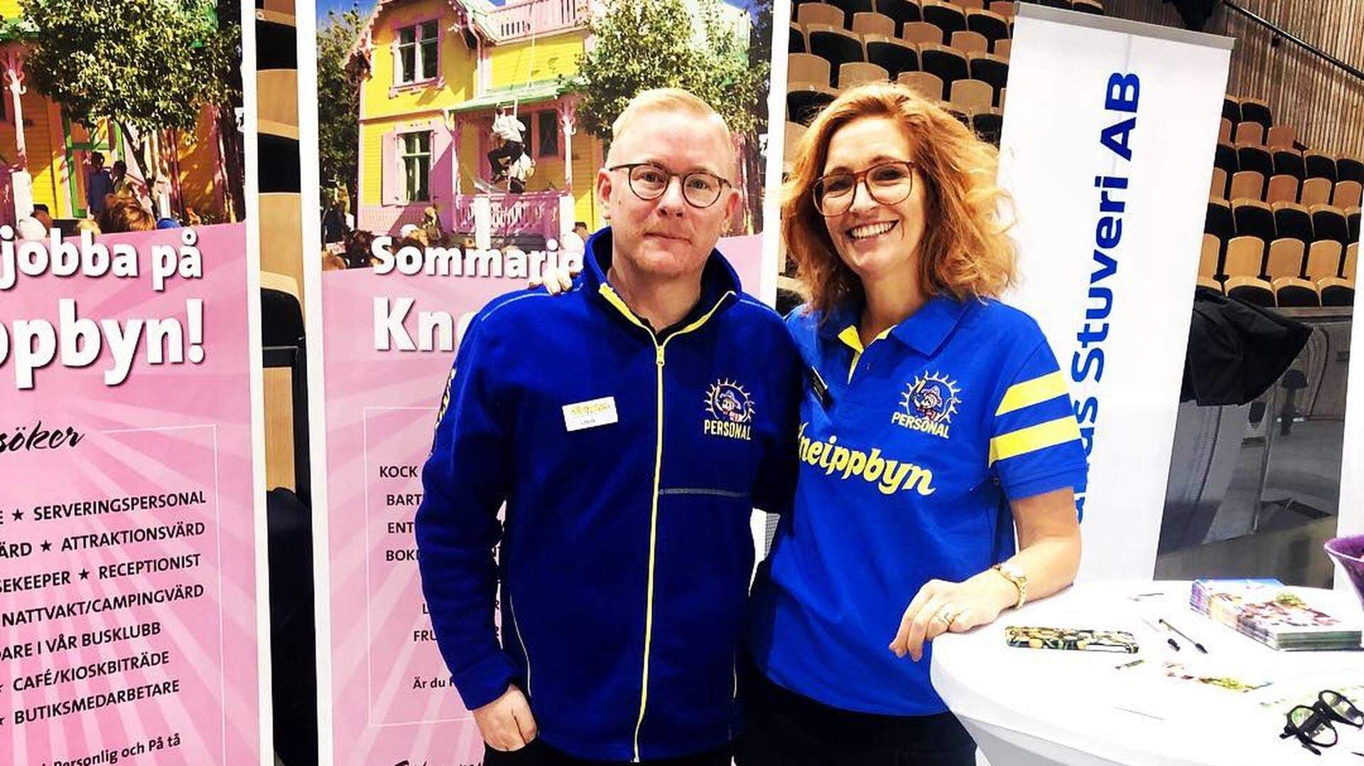 Ella Wahlgren med kollega fanns på plats på rekryteringsmässan