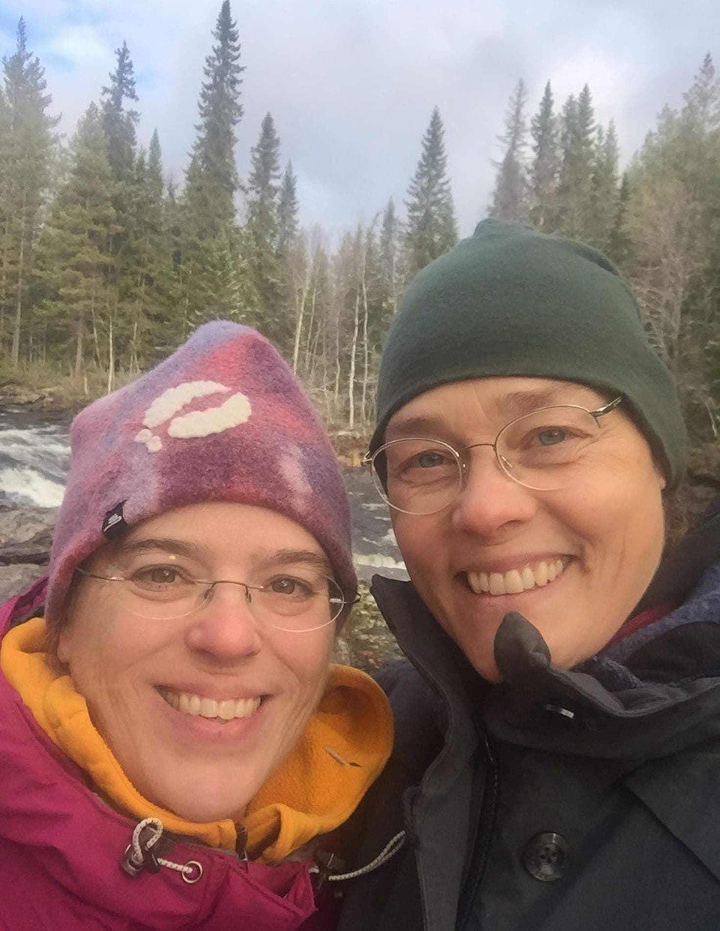 Anne Hauser och Elenor Öster