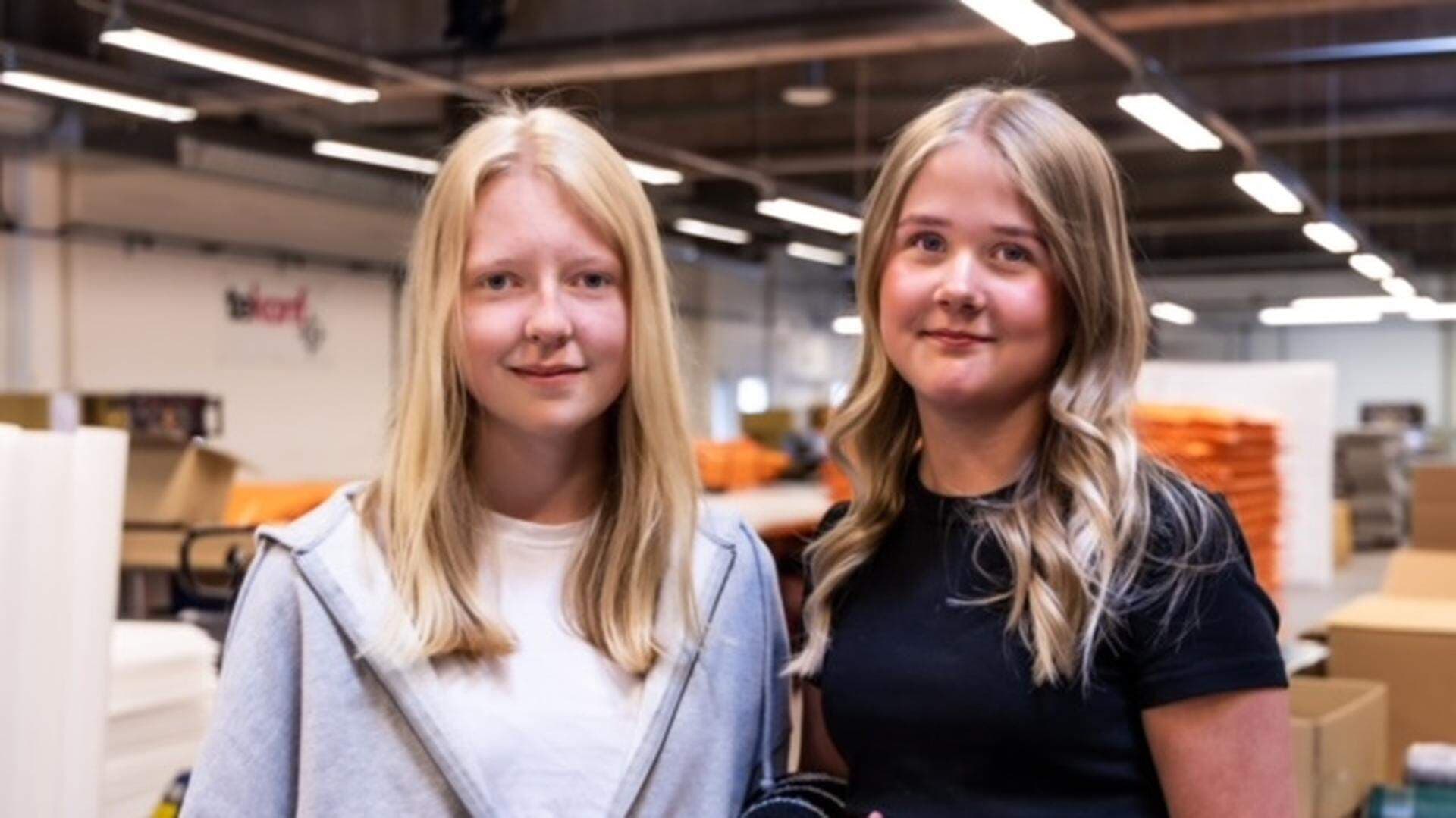 Två tjejer
