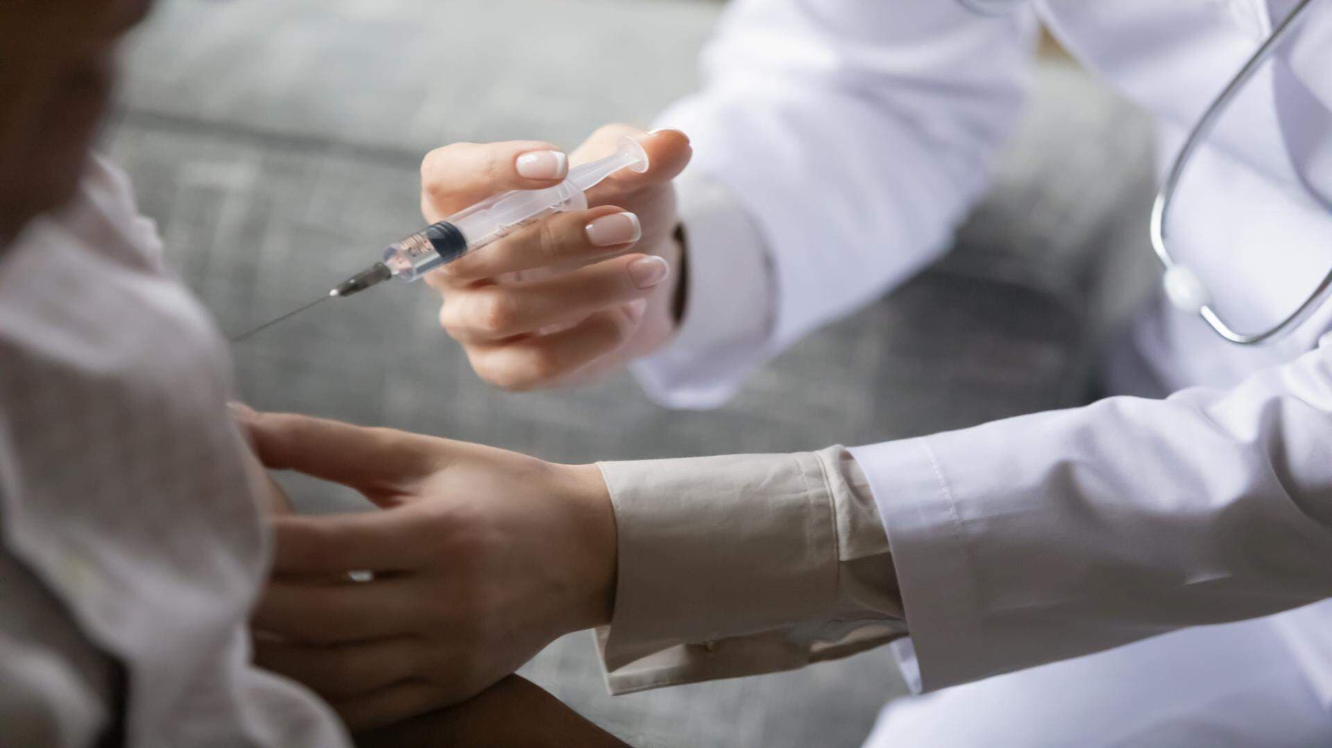 Exempelbild vaccinationsspruta