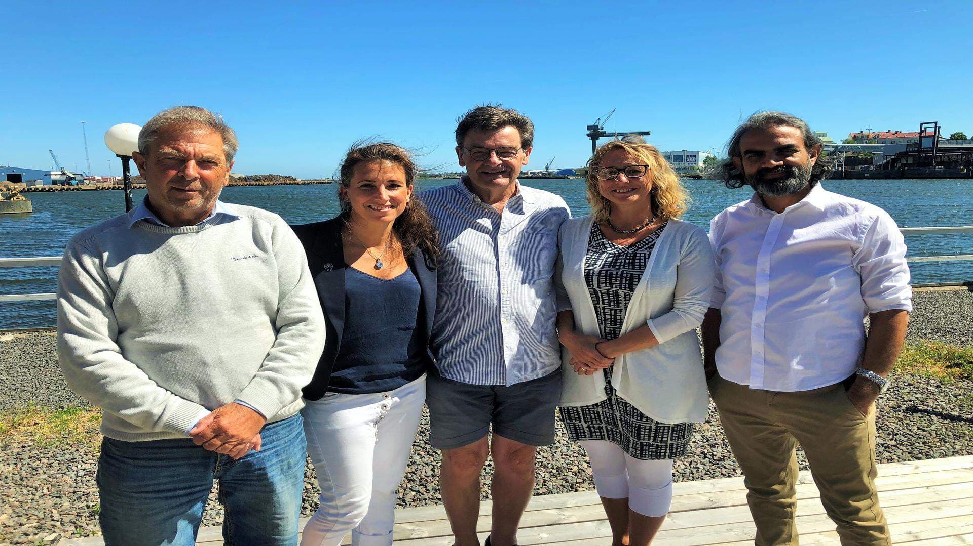 Politiker V och företagare