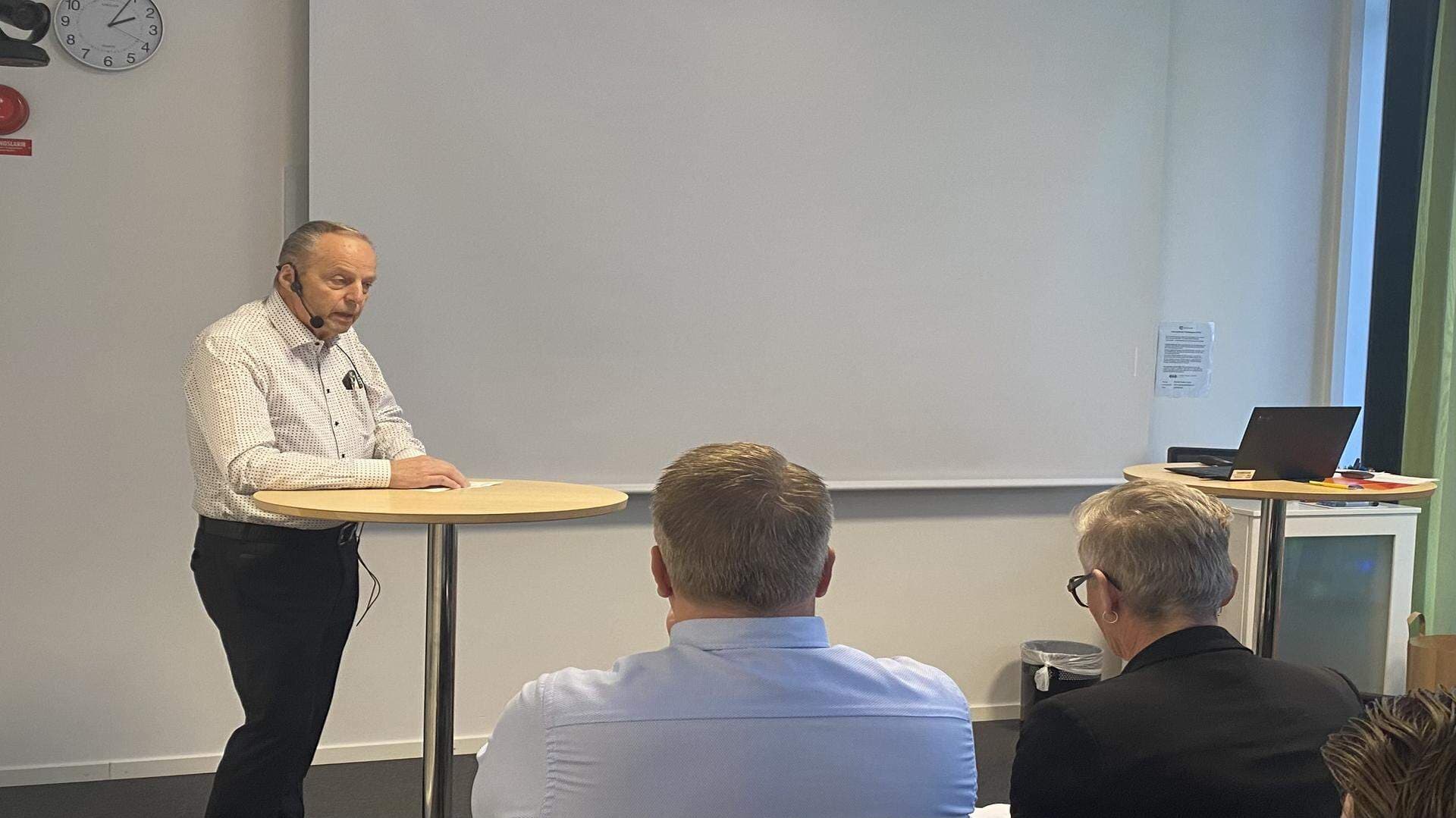 Mingelbild mm. från el- & El- & energiseminariet Kronoberg Kalmar län