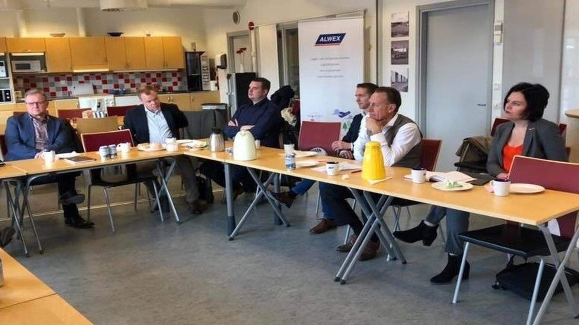 Diskussioner på Alwex