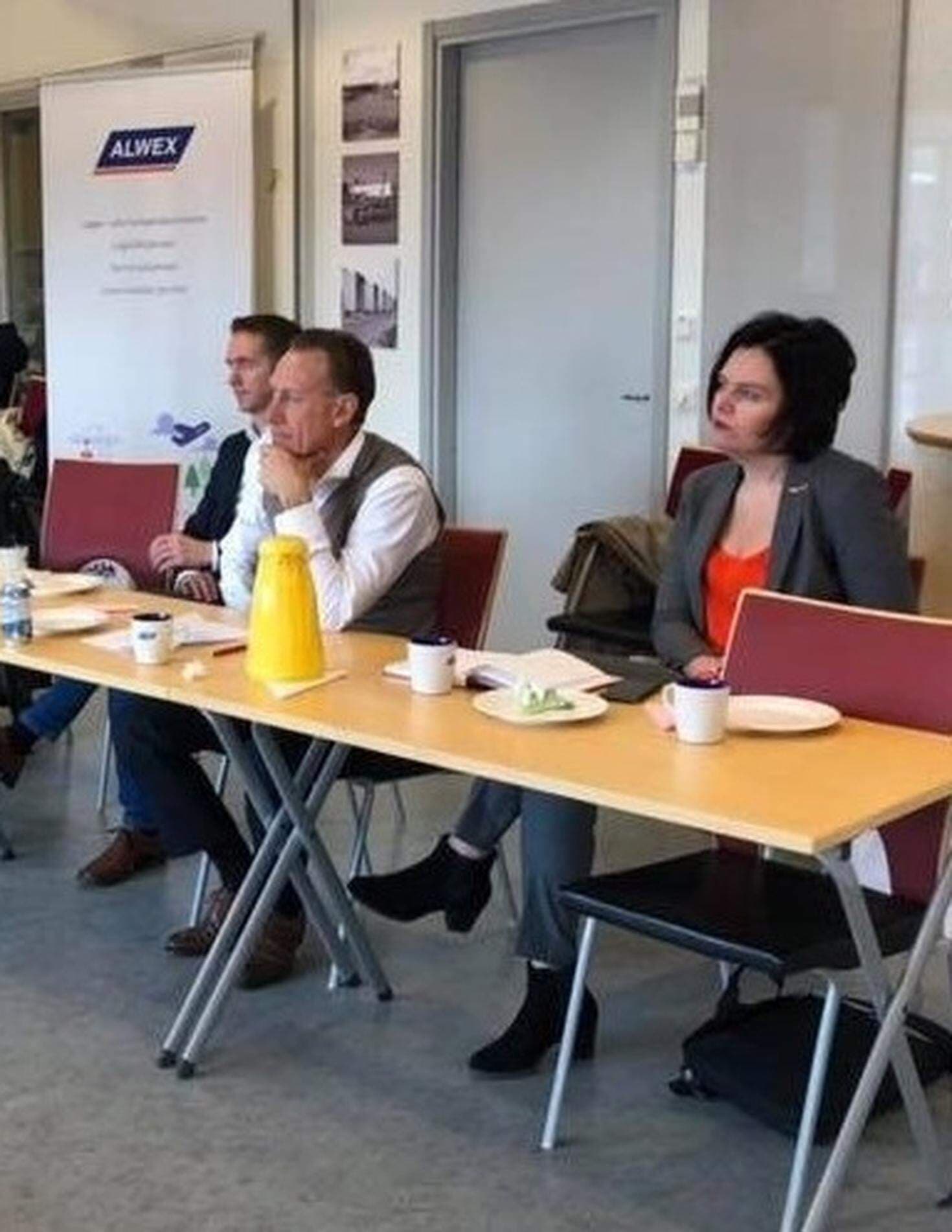 Diskussioner på Alwex