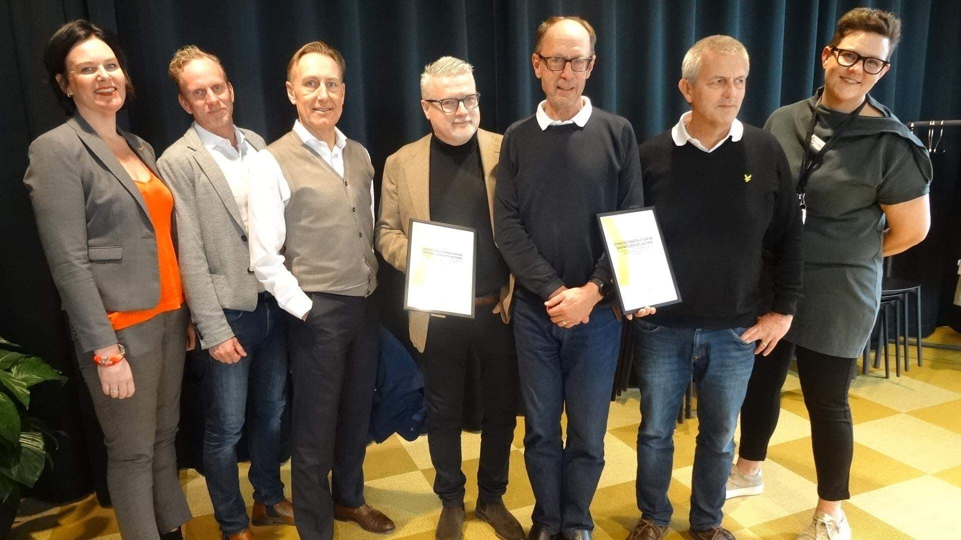 sju personer på rad