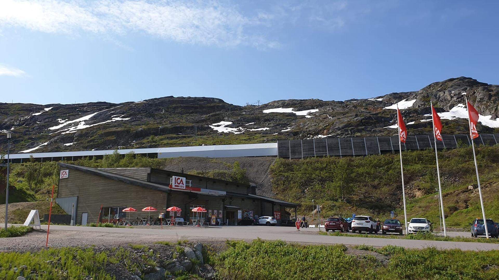 Ica nära riksgränsen