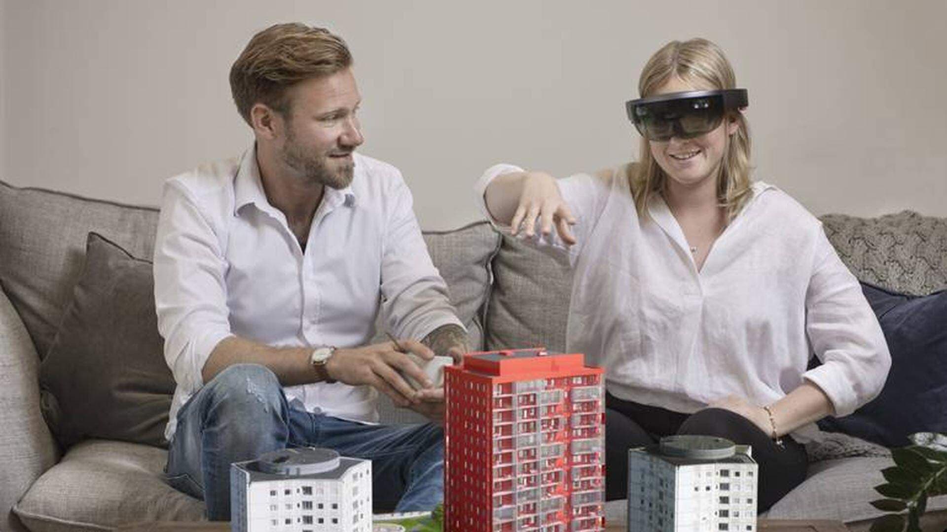 Idag använder en majoritet av de största byggbolagen på den svenska marknaden Wec360:s teknik. Förutom Virtuella lägenhetsvisningar har de utvecklat en teknik där kunderna kan följa solen under en dag i sitt blivande hem.