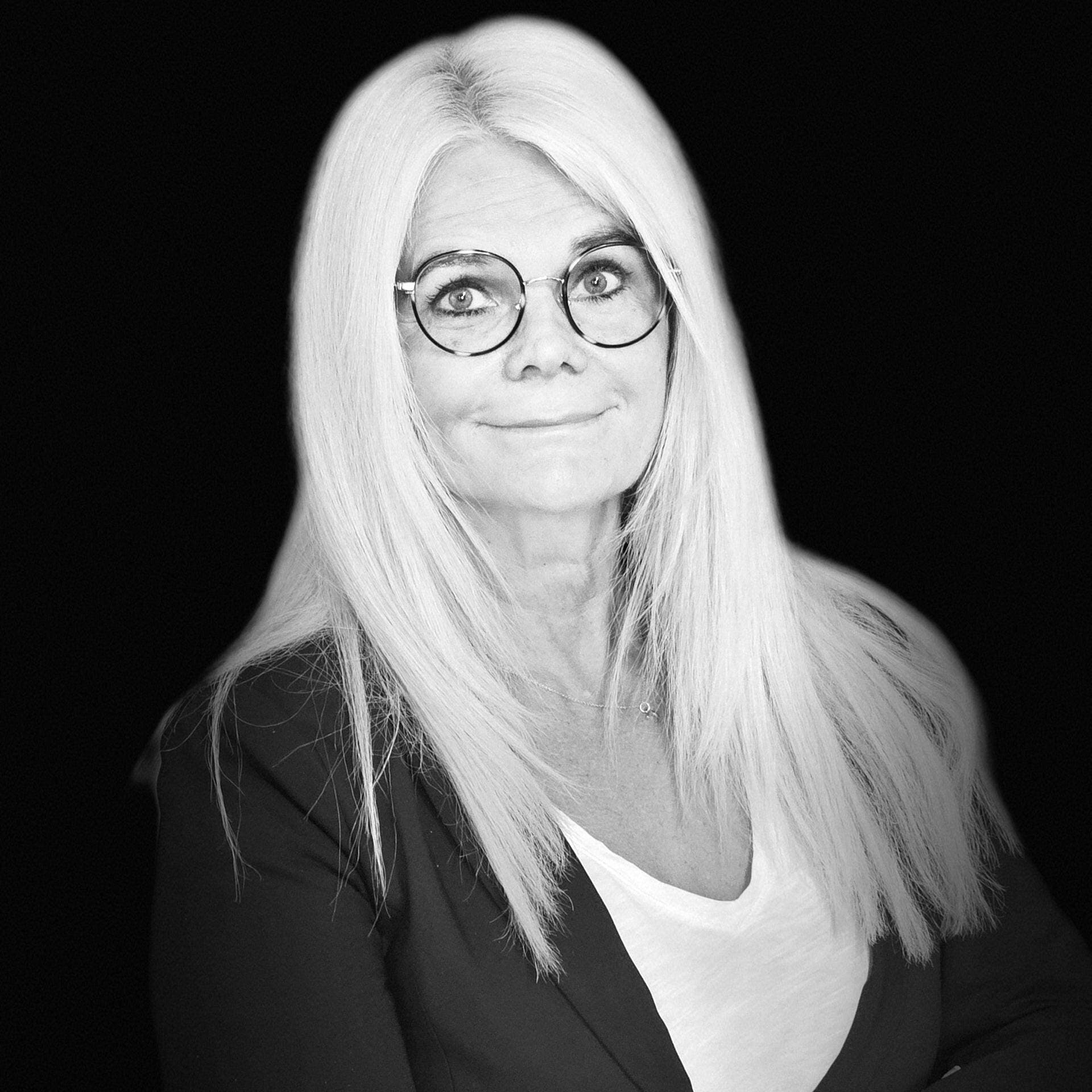 Carina Hultquist, Rent Hus