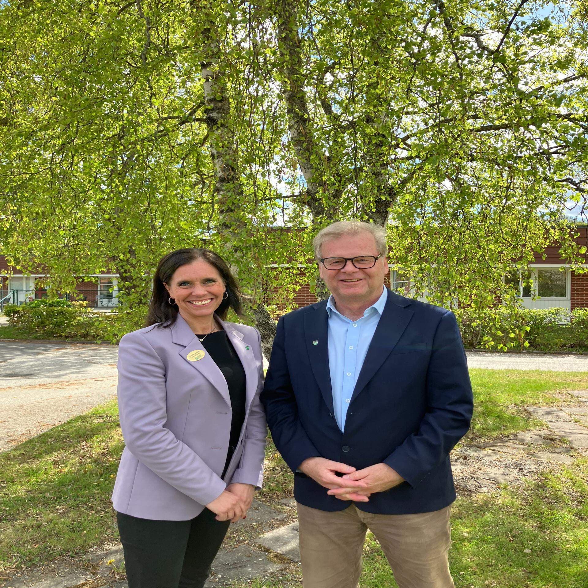 Christina Landoff, kommundirektör, och Dan Pierre, kommunstyrelsens ordförande.