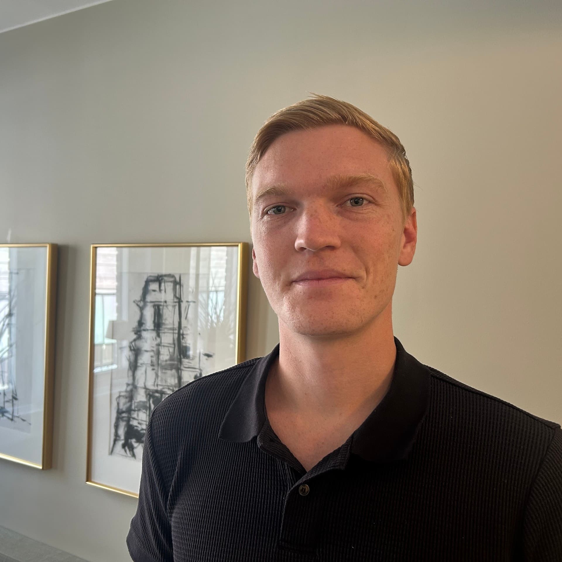 Isak Rejsten studerar nationalekonomi vid Örebro universitet