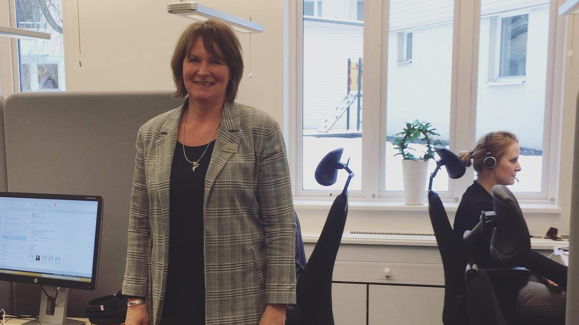 Anna Boholm på kontoret för Företagsservice